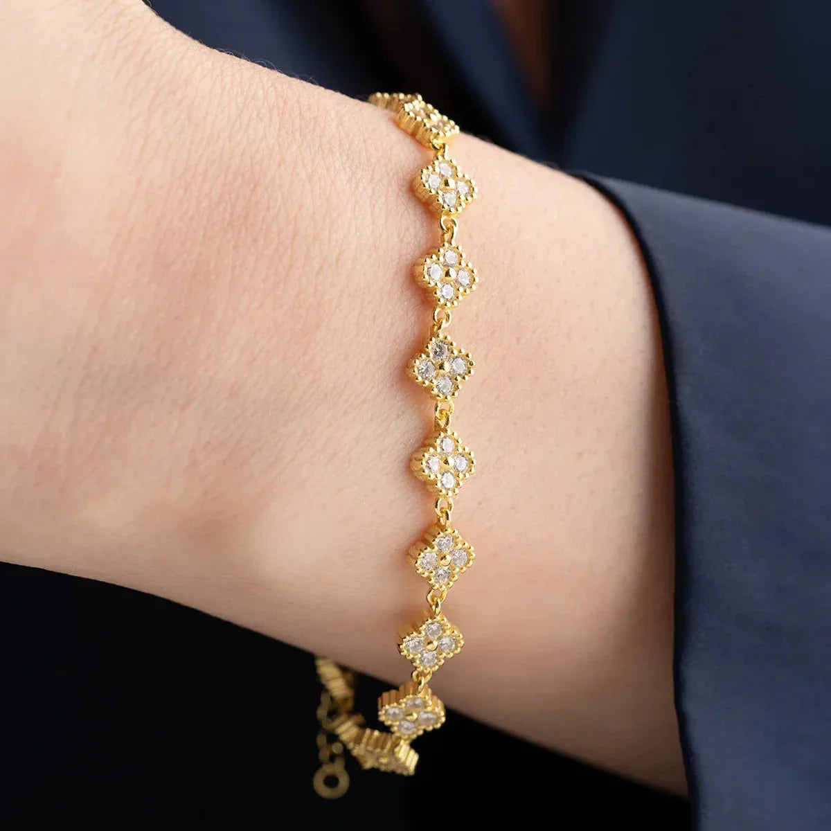 ZIRKON KLÖVERARMBAND | 925 SILVER