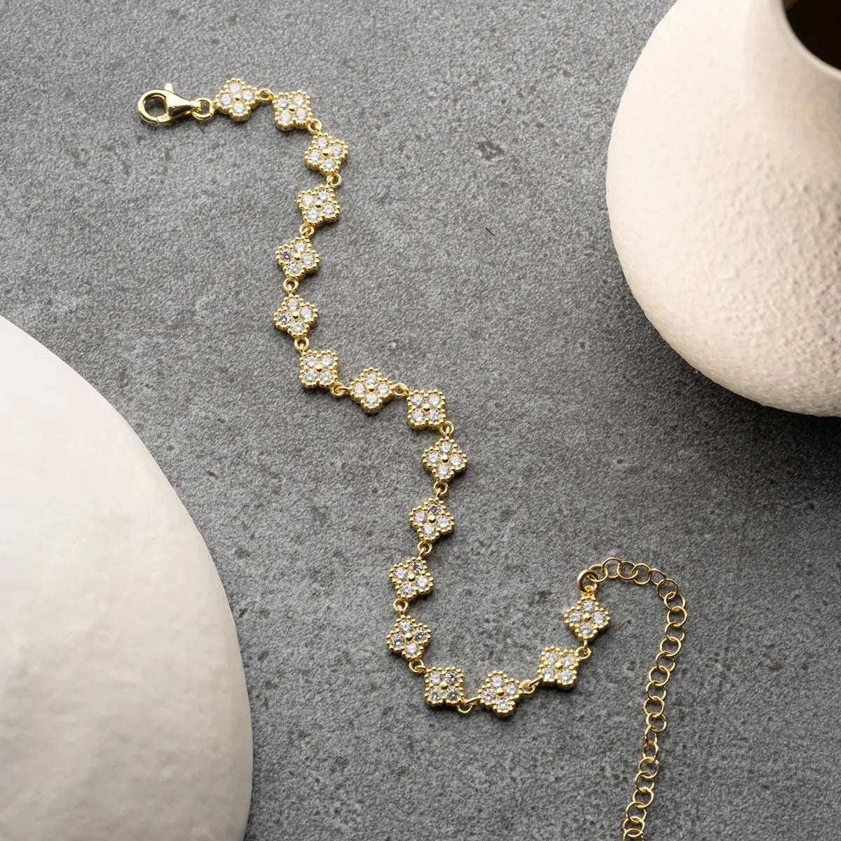 ZIRKON KLÖVERARMBAND | 925 SILVER