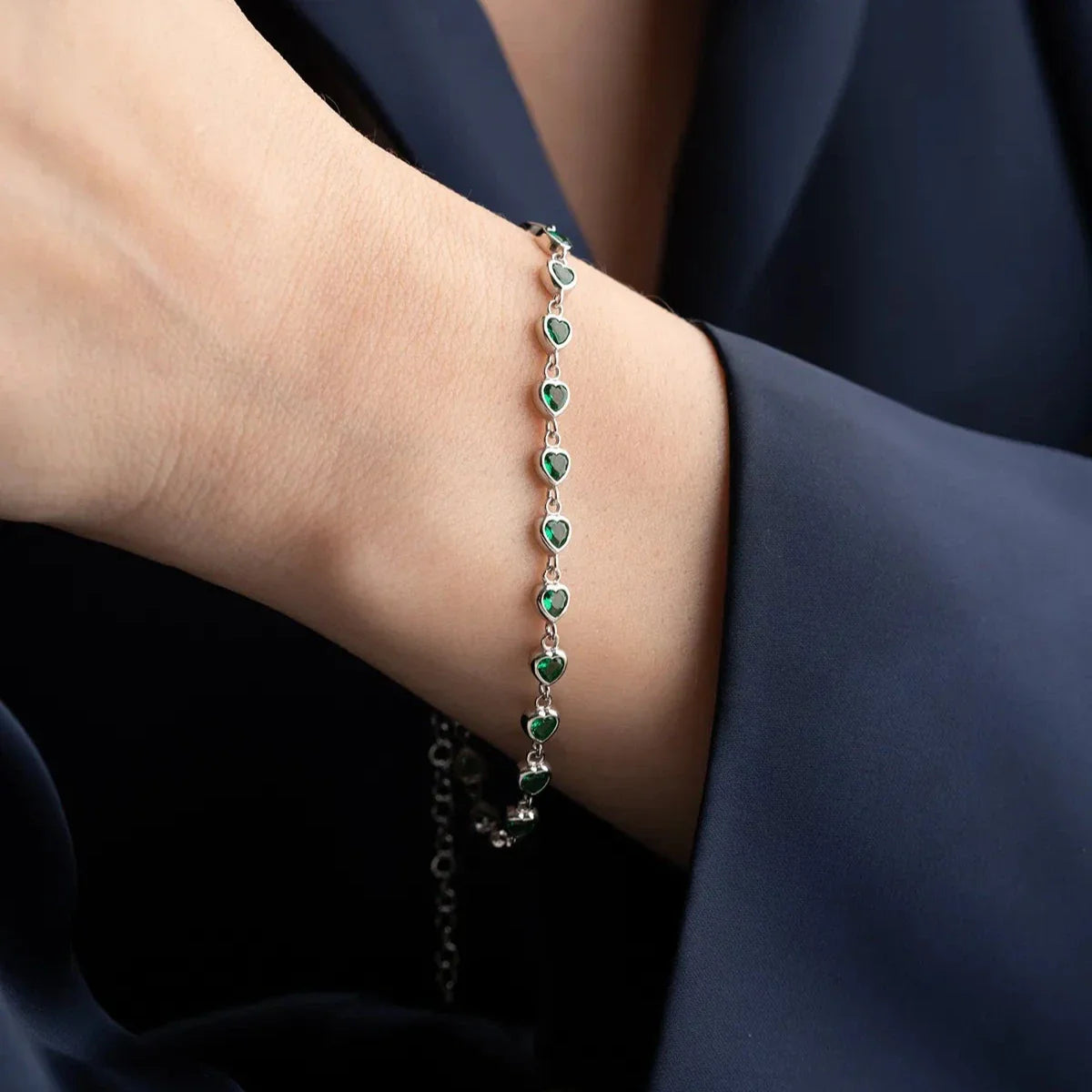 MINI HJÄRTA SMARAGARDARMBAND | 925 SILVER