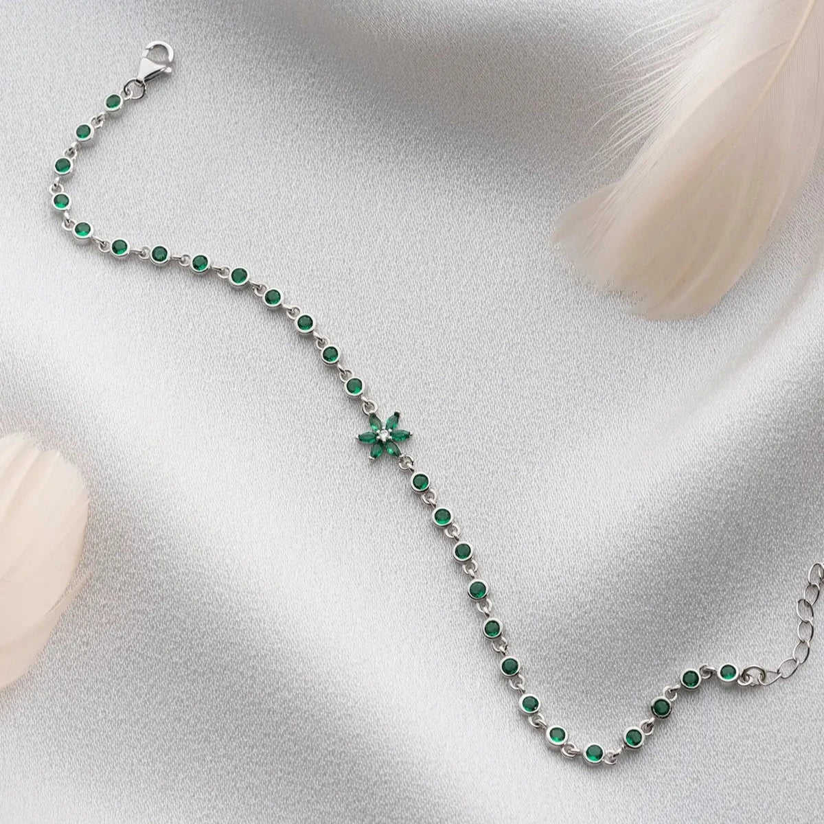 GRÖNT STEN LOTUSARMBAND | 925 SILVER