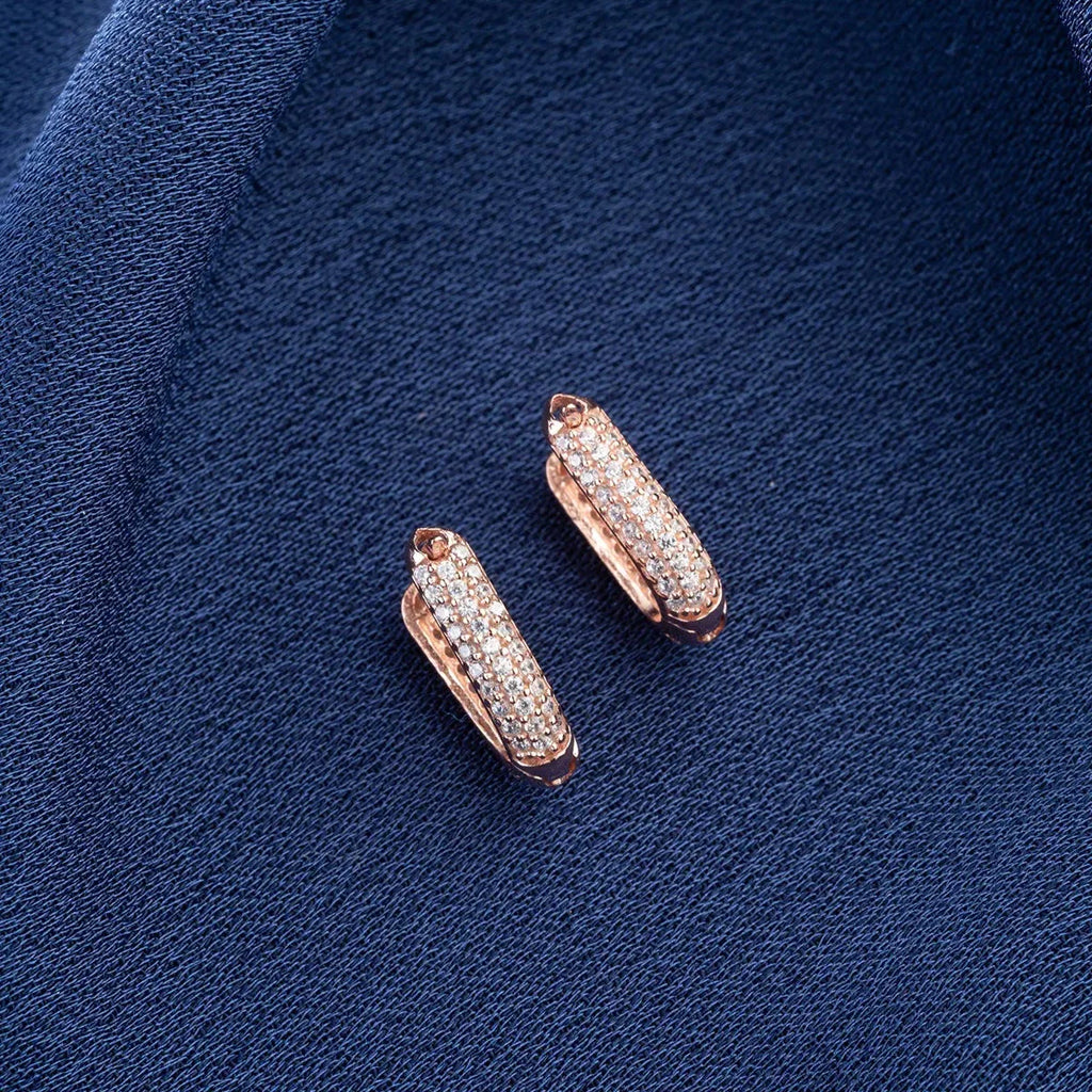 U | ÖRONHÄNGAR I ZIRKONSTÅL | 925 SILVER