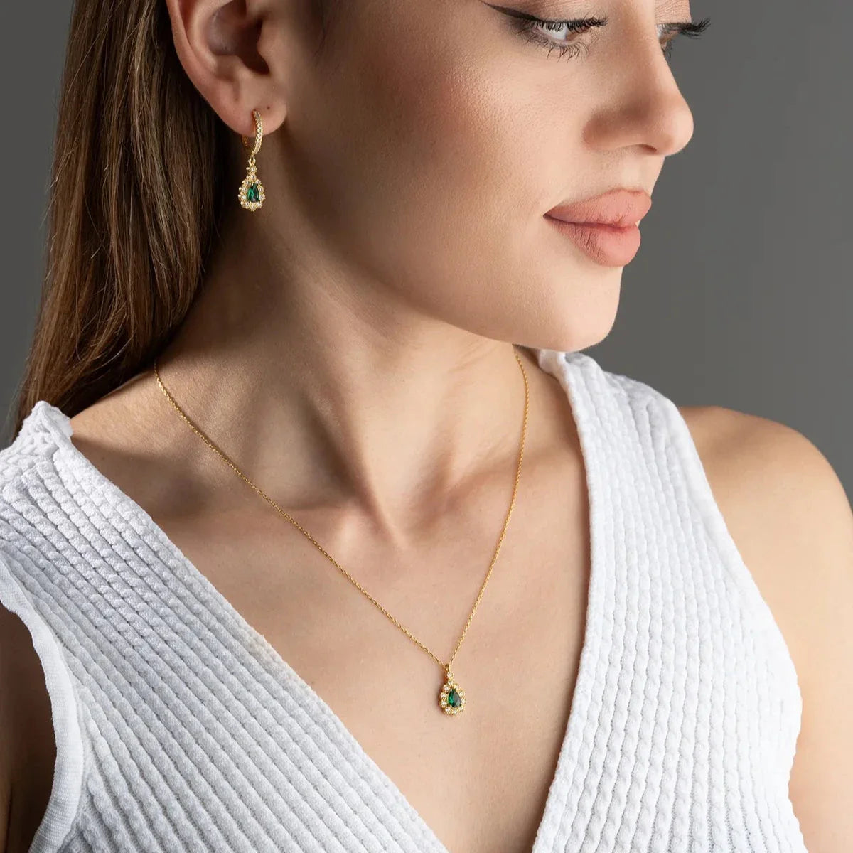 EMERALD GRÖN KRAGE ÖRHÄNGNINGSSET | 925 SILVER