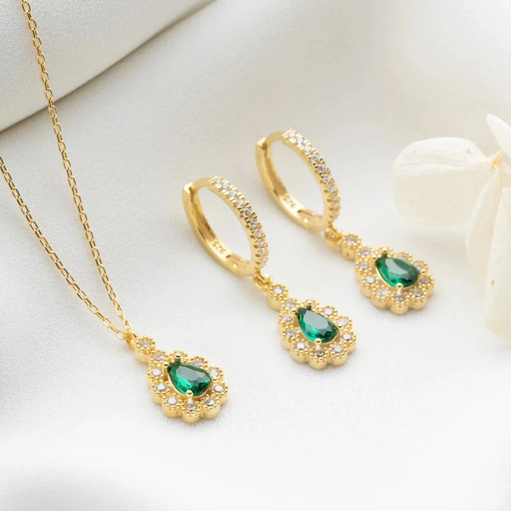 EMERALD GRÖN KRAGE ÖRHÄNGNINGSSET | 925 SILVER