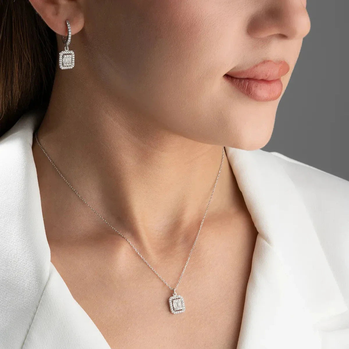 BAGUETTEHALSBAND MED ÖRONHÄNG | 925 SILVER