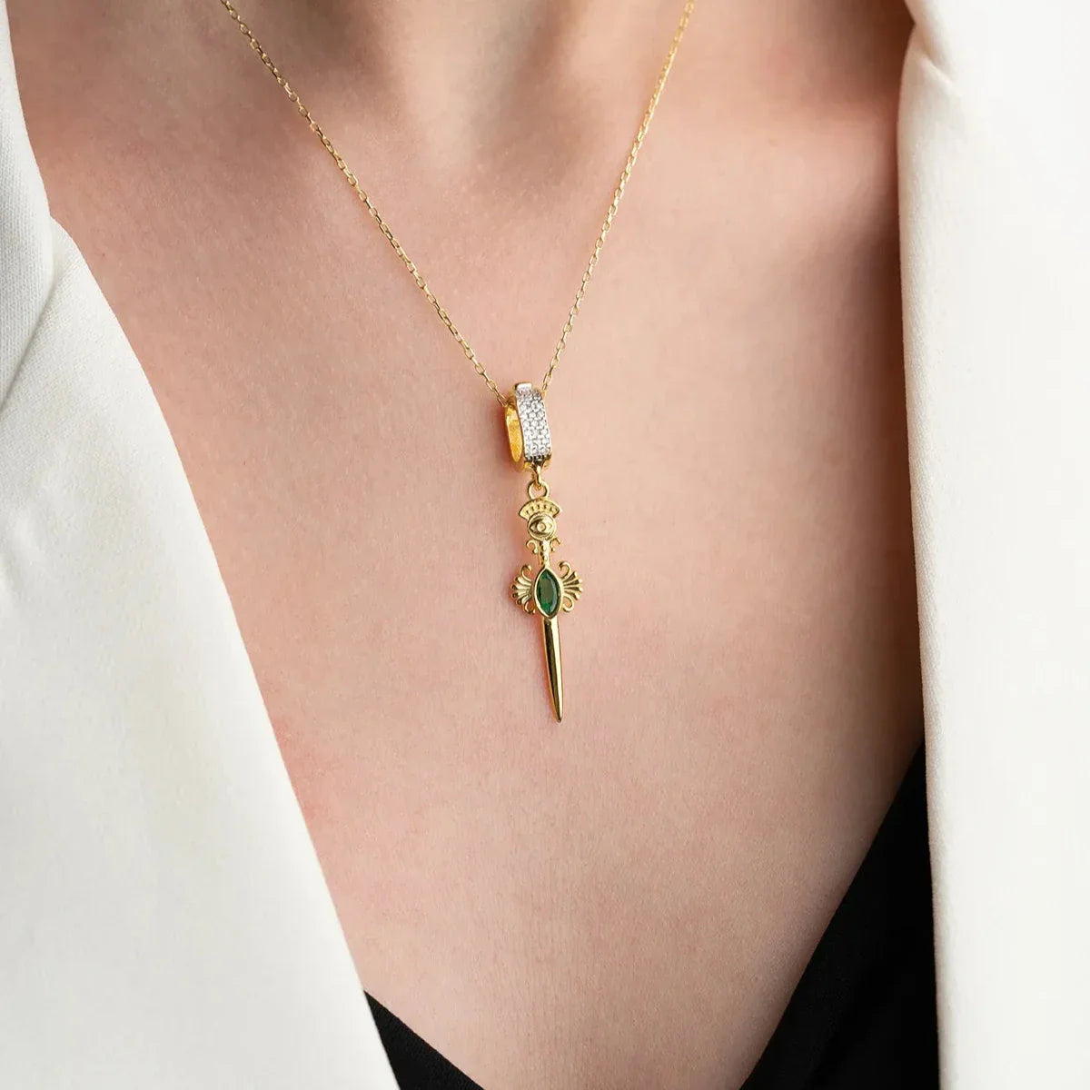 GRÖN STEN SVORD KRAGE | 925 SILVER