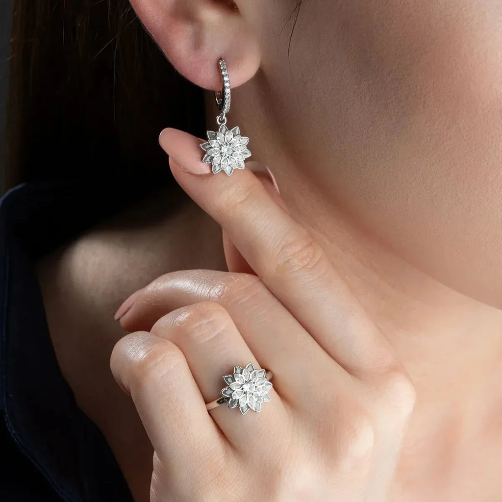 LOTUS BLOMMA RINGÖRHÄNGNINGSSET | 925 SILVER