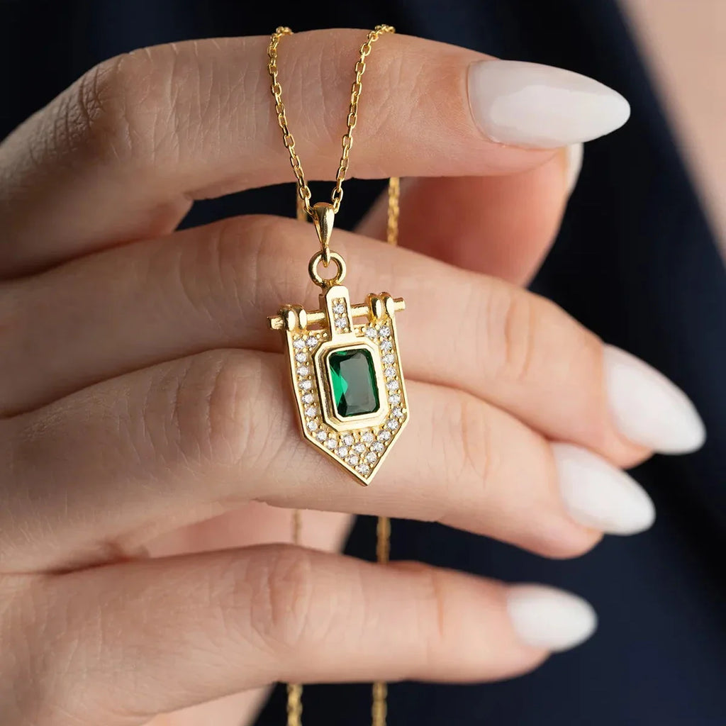 GRÖN STENTRECT KRAGE | 925 SILVER