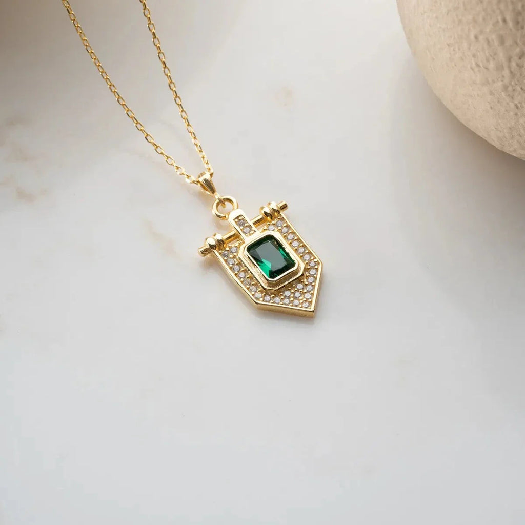 GRÖN STENTRECT KRAGE | 925 SILVER