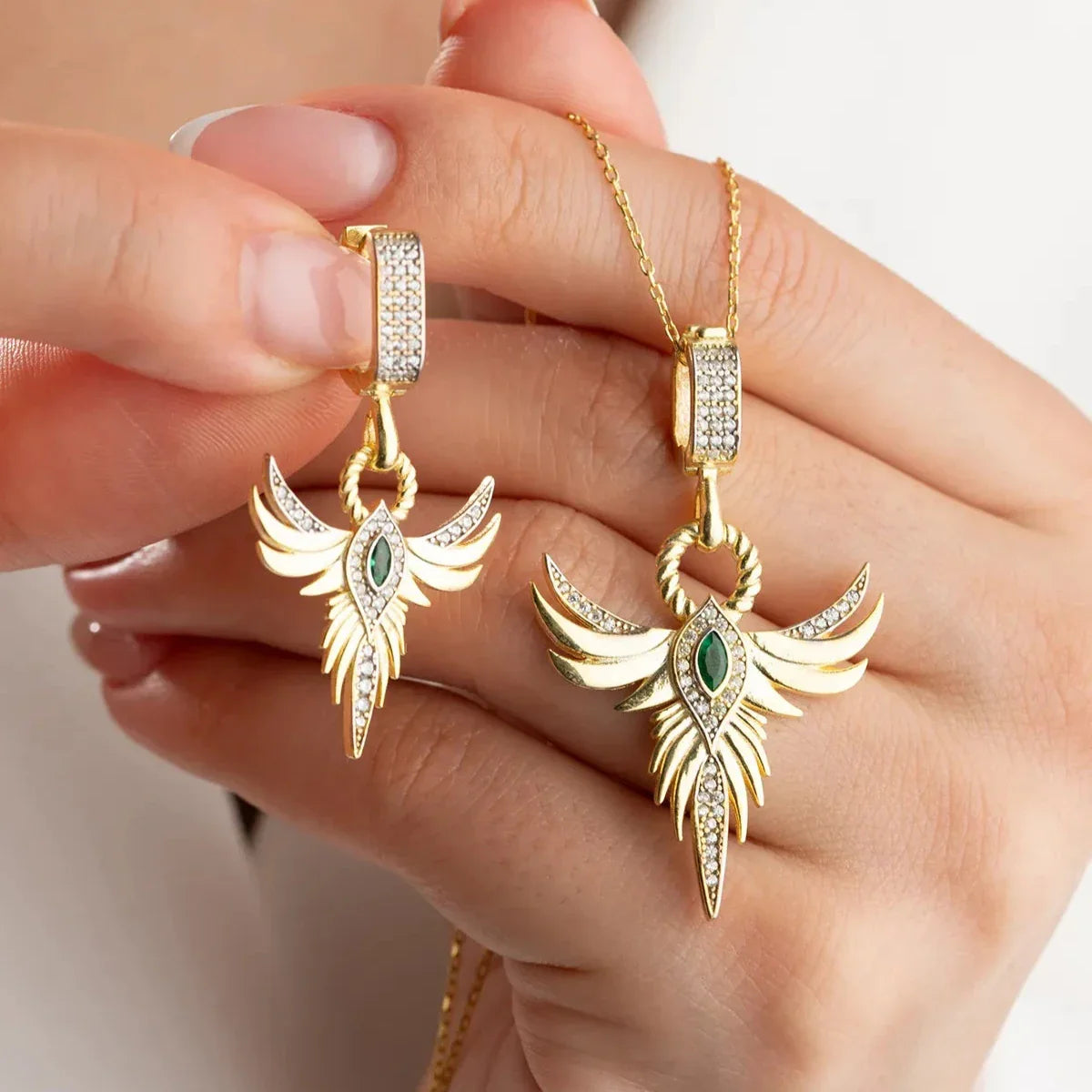 ZÜMRÜDÜANKA KRAGE HÄNGNINGSSET | 925 SILVER