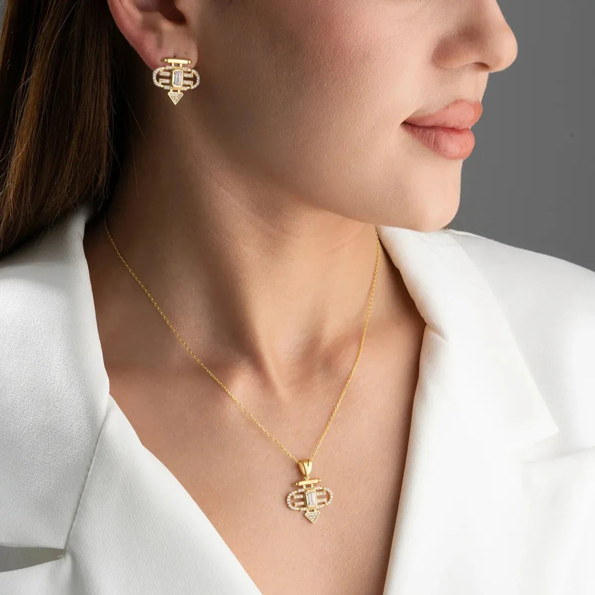 SEYMA ÖRHÄNGE MED HALSBAND | 925 SILVER