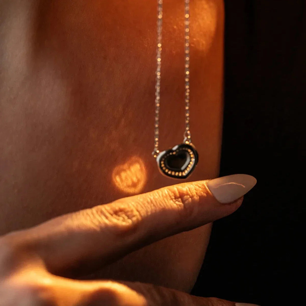 REFLEKTERAD KÄRLEKEDJA | 925 SILVER