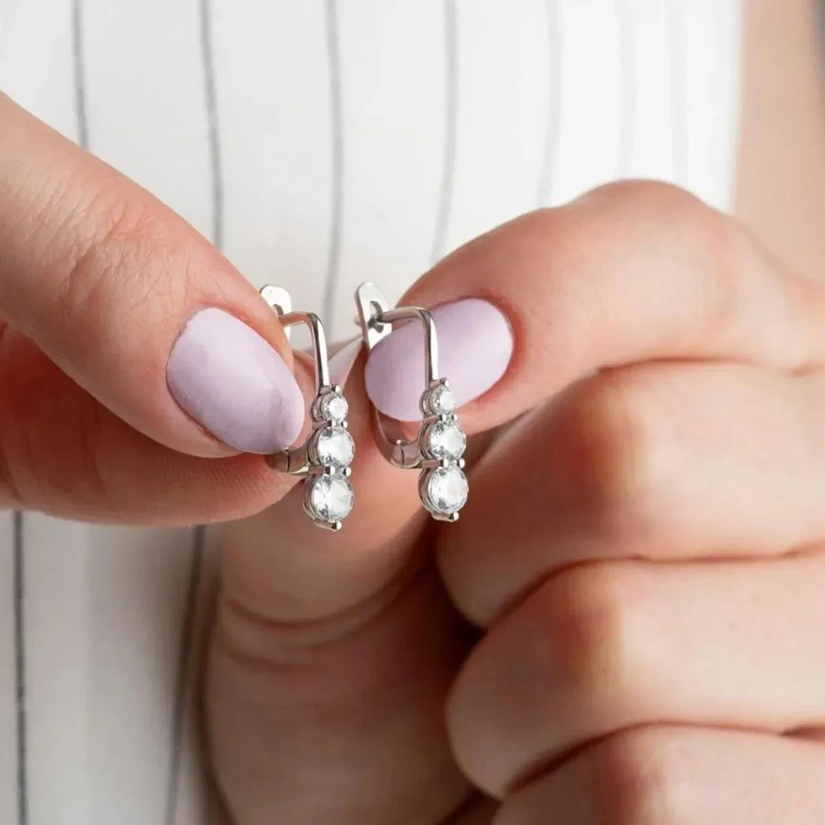 NUVIA ÖRHÄNGEN | 925 SILVER