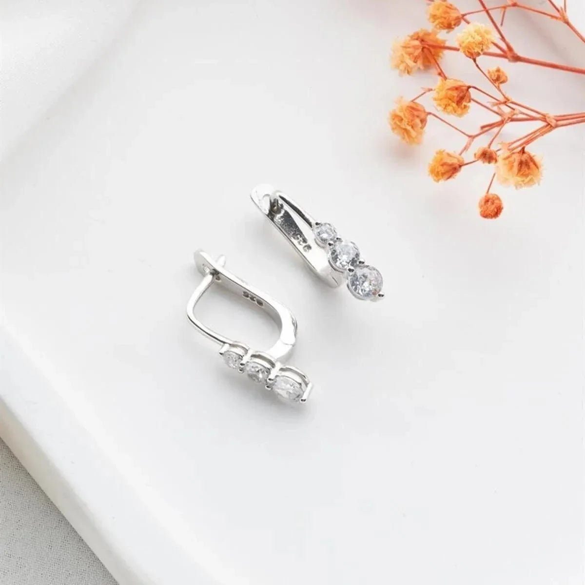 NUVIA ÖRHÄNGEN | 925 SILVER