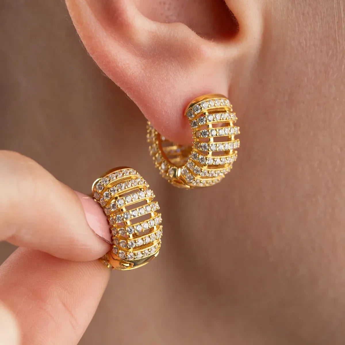 LUNAR ÖRHÄNGEN | 925 SILVER