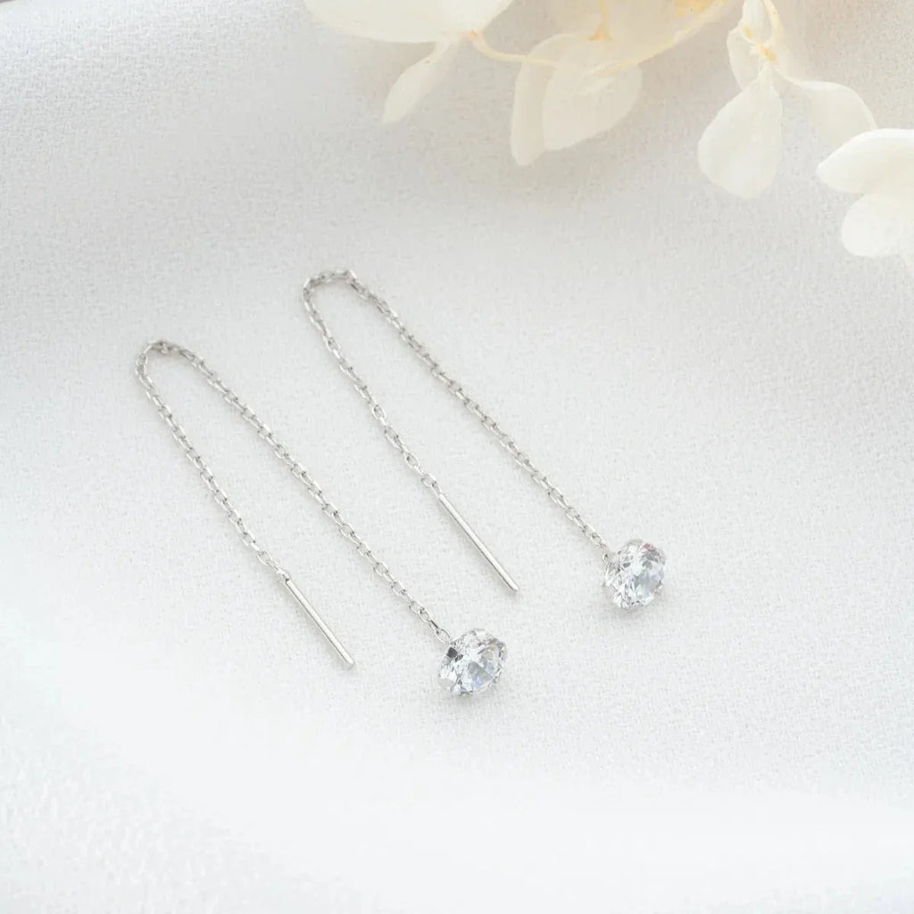 HÄNGANDE ÖRHÄNGEN MED DIAMANTDESIGN | 925 SILVER