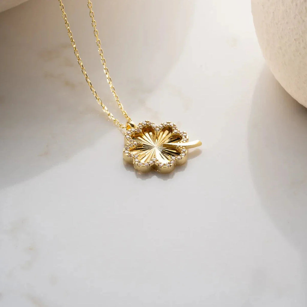 KLÖVERGLANSANDE HALSBAND | 925 SILVER