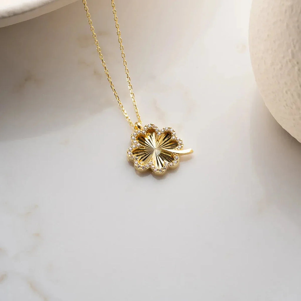 KLÖVERGLANSANDE HALSBAND | 925 SILVER