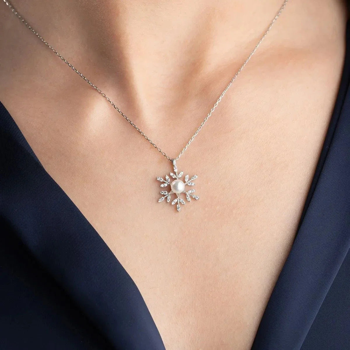 PÄRL & SNÖFLINGOR KRAGE | 925 SILVER