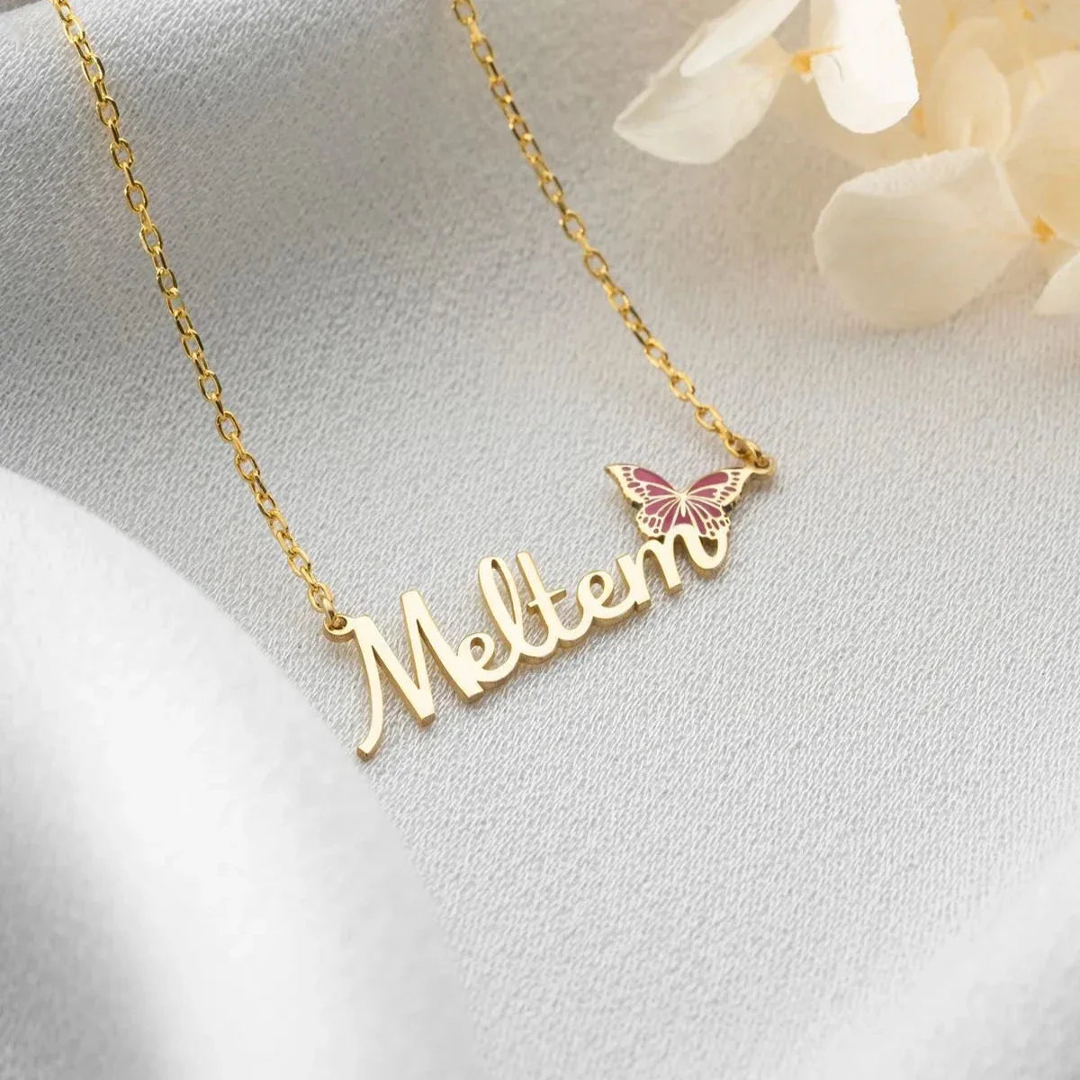 NAMNKRAGE MED FJÄRIL | 925 SILVER