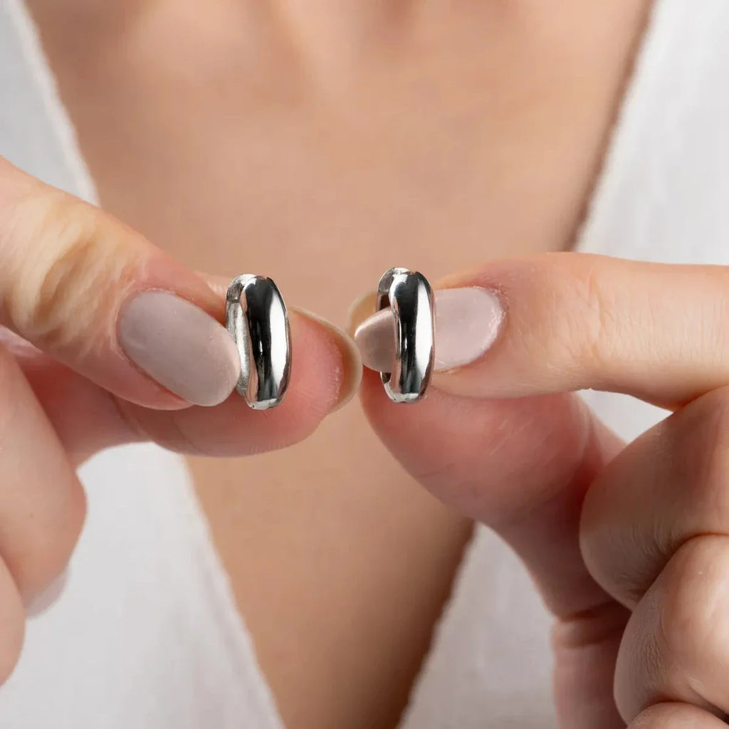 MINI ENKEL ÖGONHÄNGNING | 925 SILVER