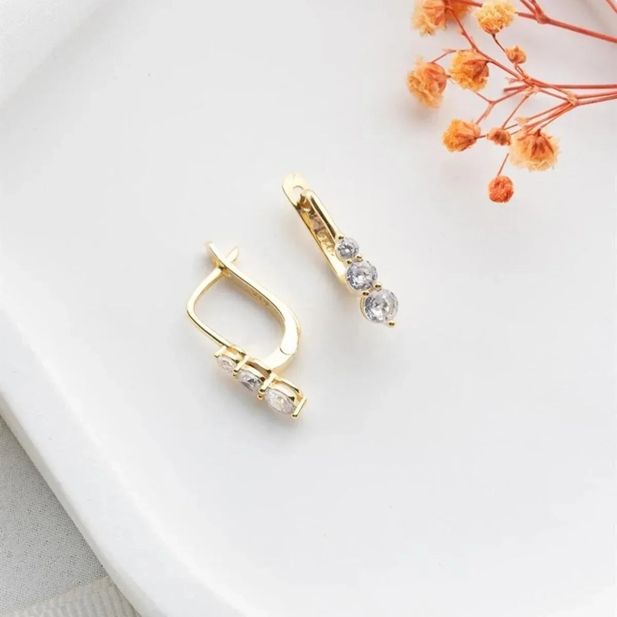 NUVIA ÖRHÄNGEN | 925 SILVER