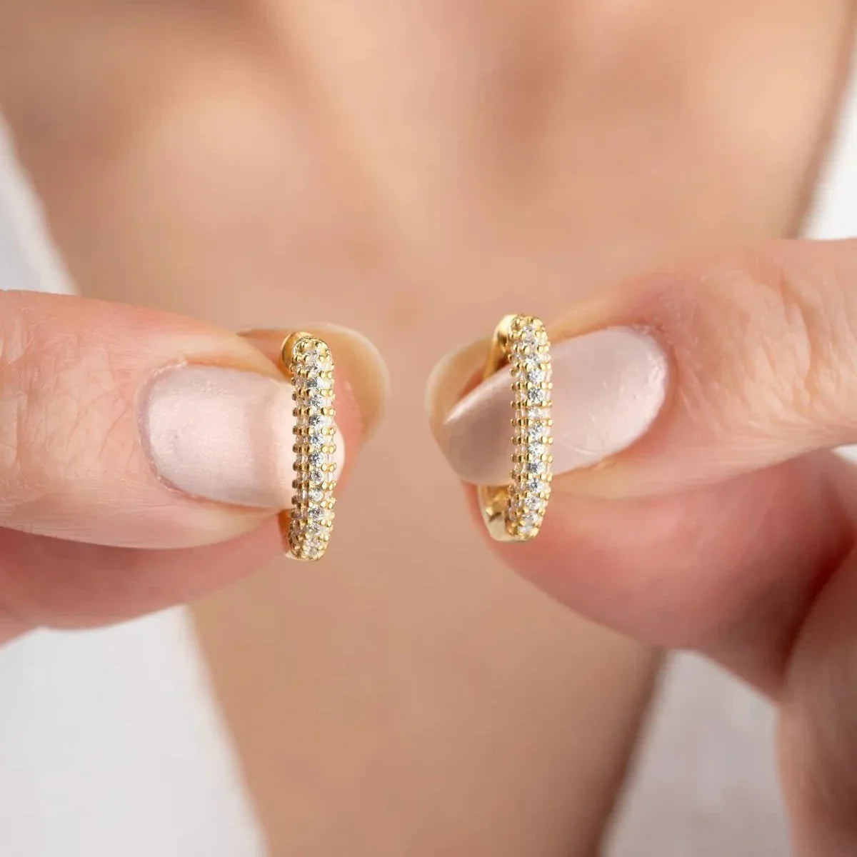 ÖRONHÄNGAR MED FLARE | 925 SILVER