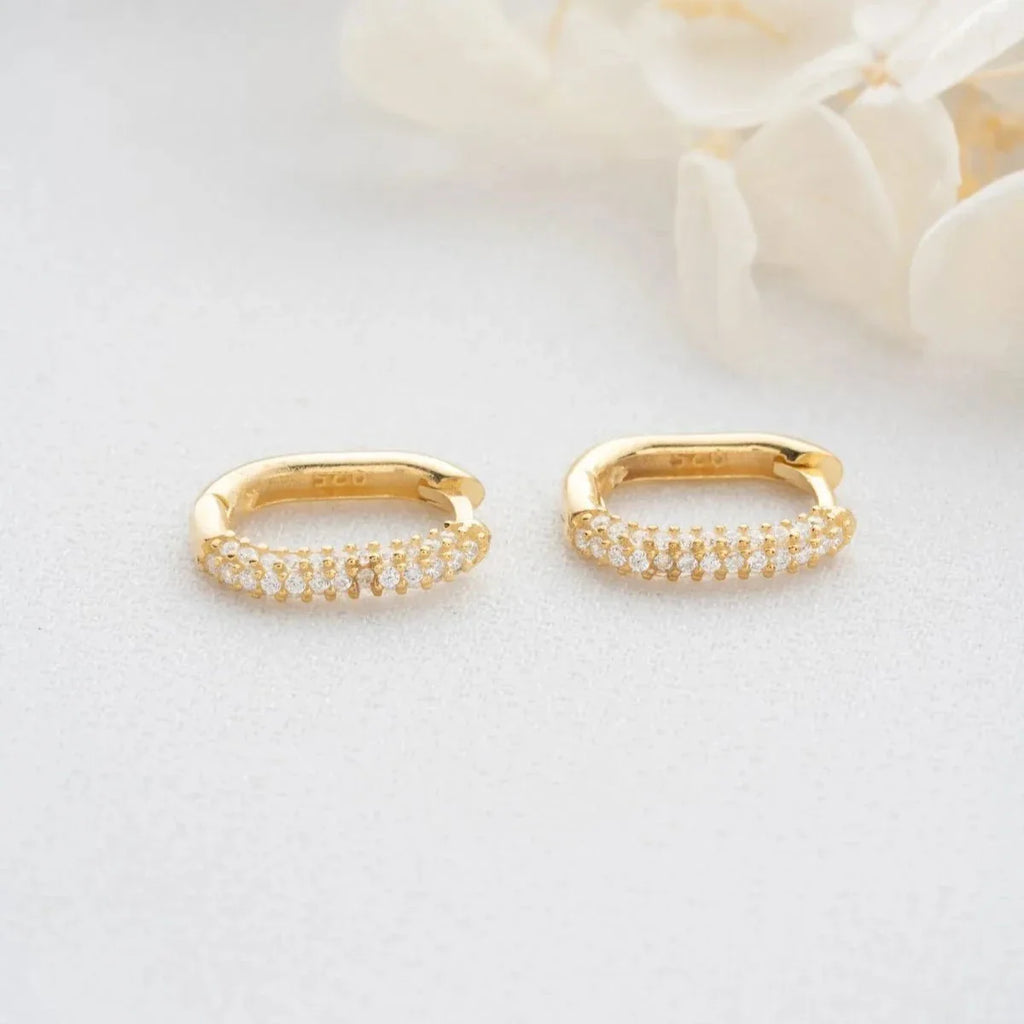 ÖRONHÄNGAR MED FLARE | 925 SILVER