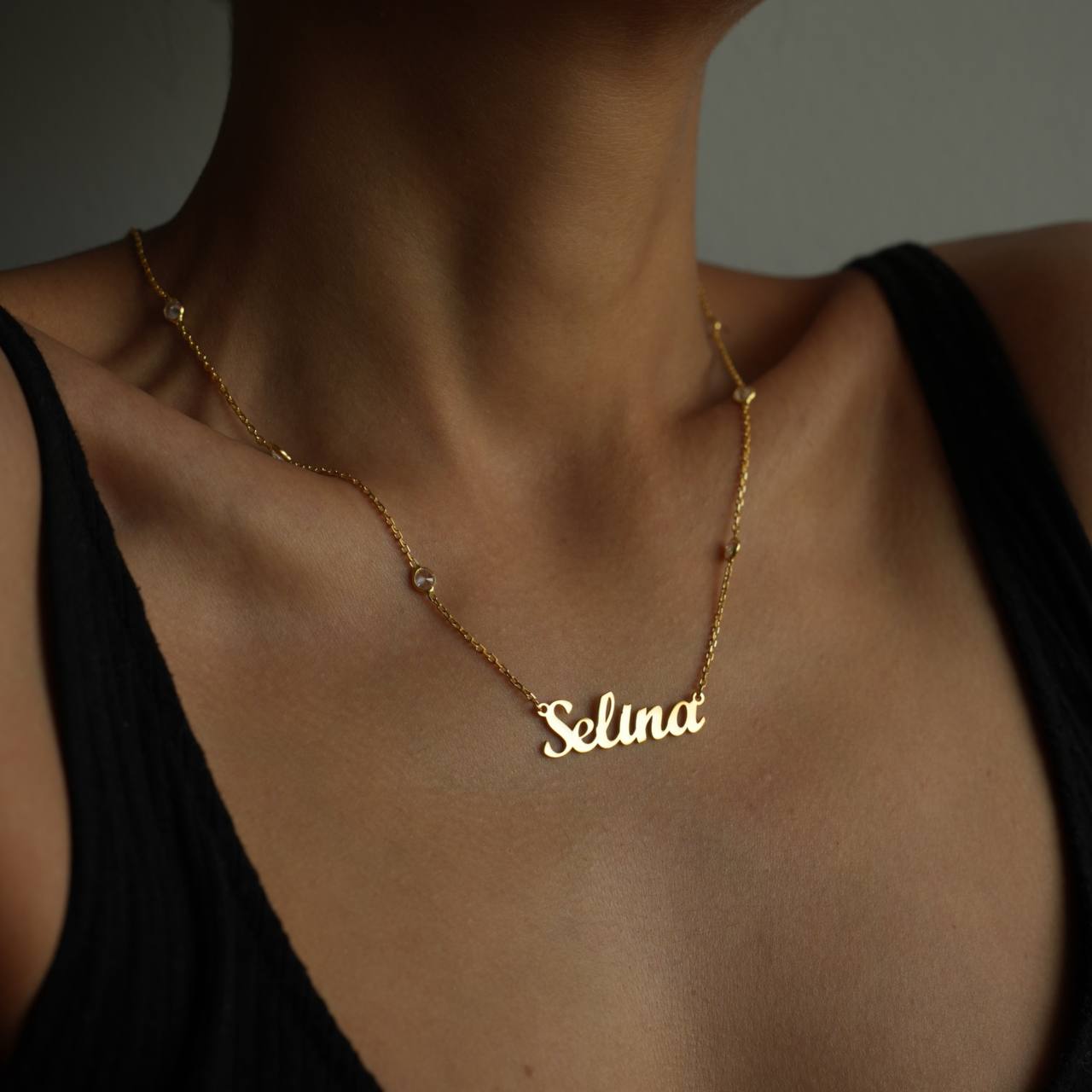 DUBBEL ZIRKONIA NAMNHALSBAND | 925 SILVER