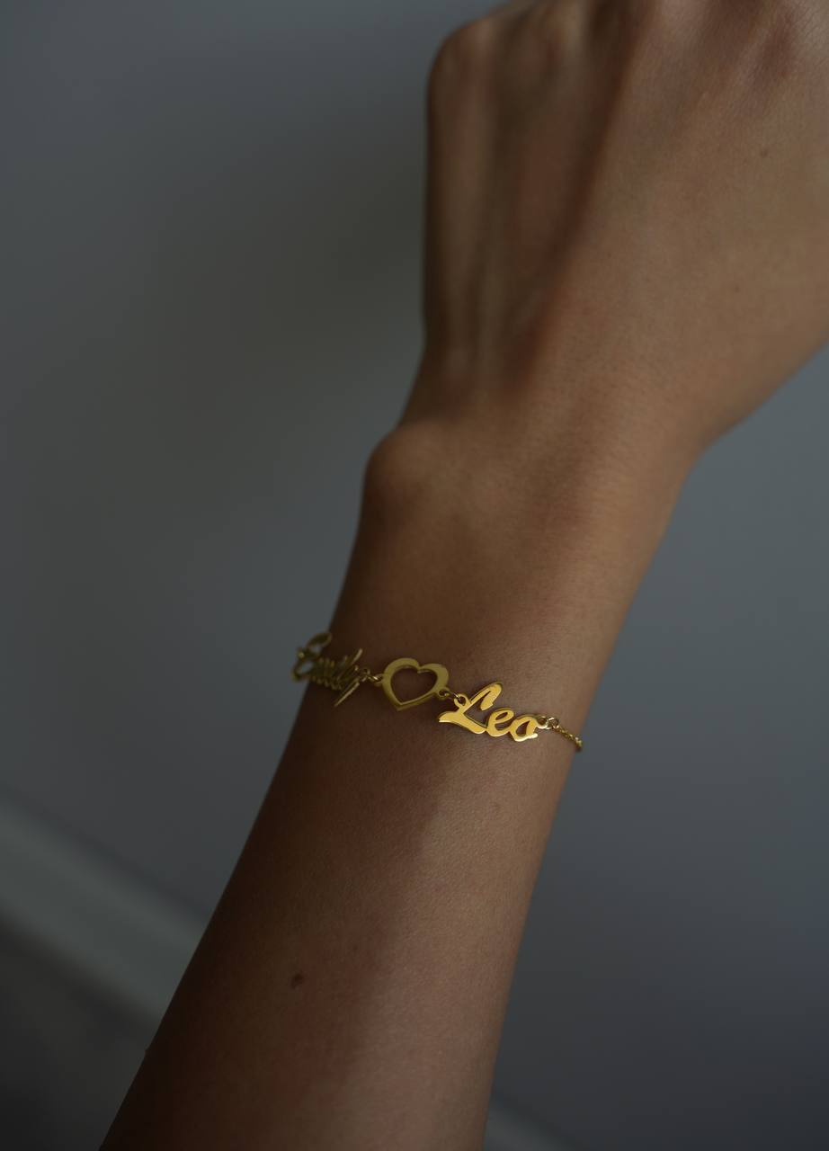 TVÅ NAMN ARMBAND MED HJÄRTA RAM | 925 SILVER