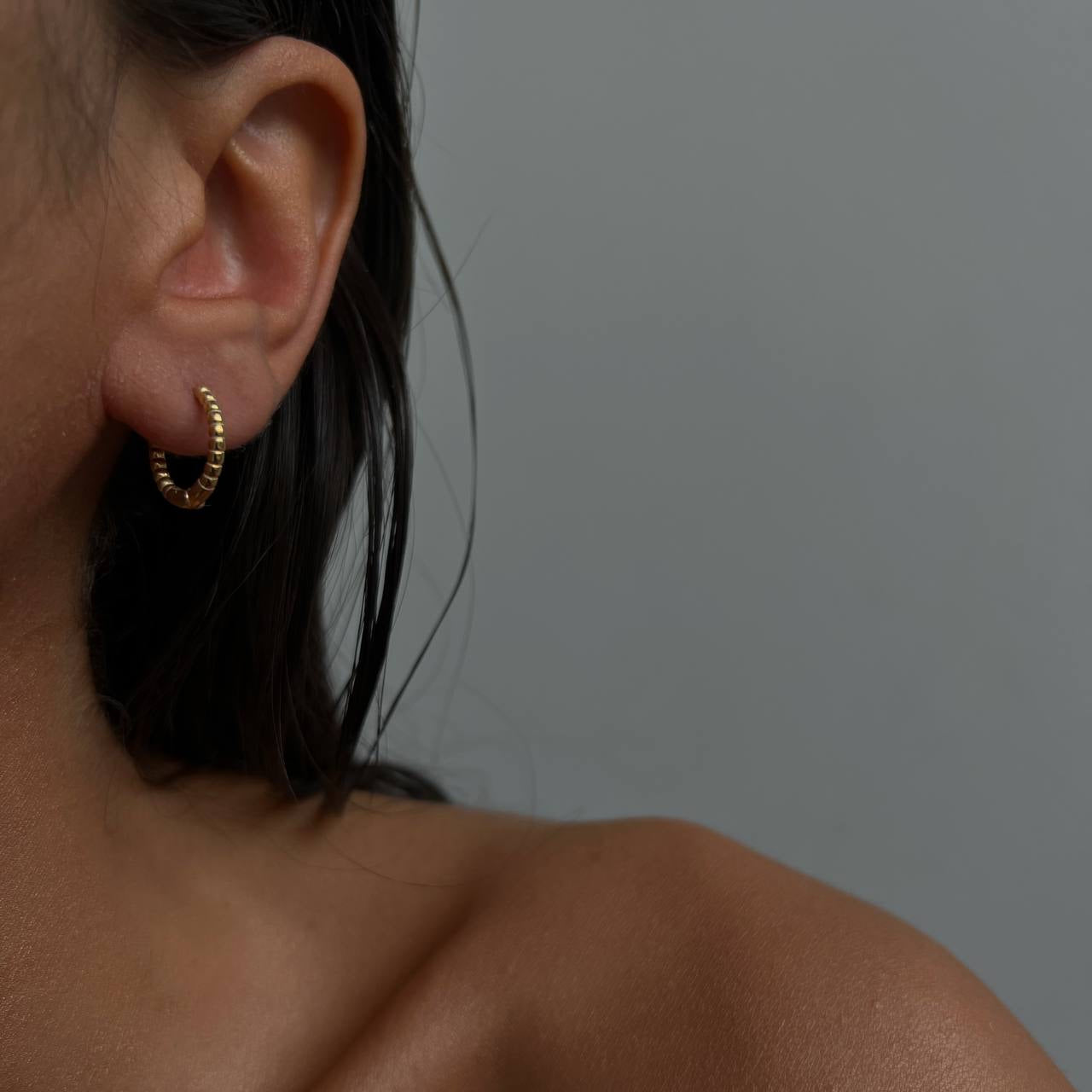 Basic mini pointed Creolen (8492591513943)