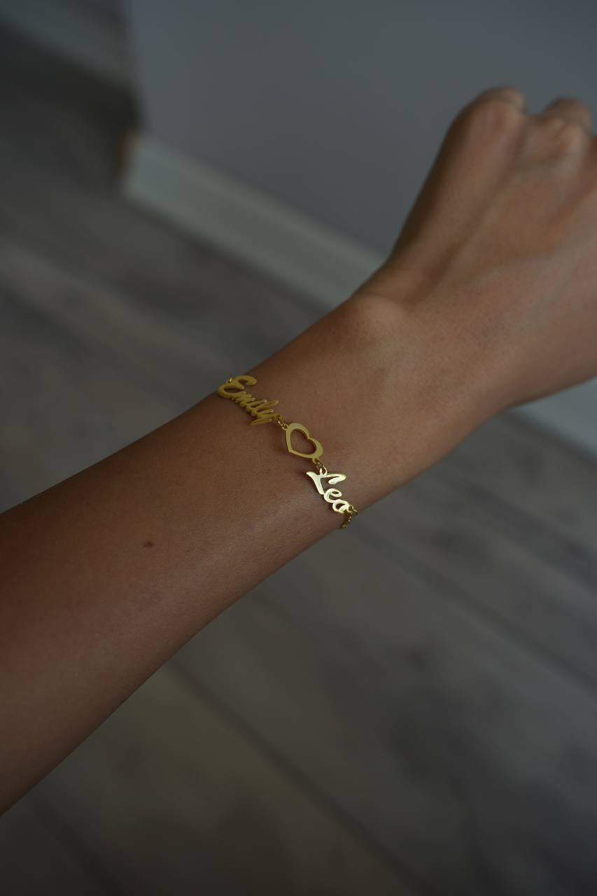 TVÅ NAMN ARMBAND MED HJÄRTA RAM | 925 SILVER