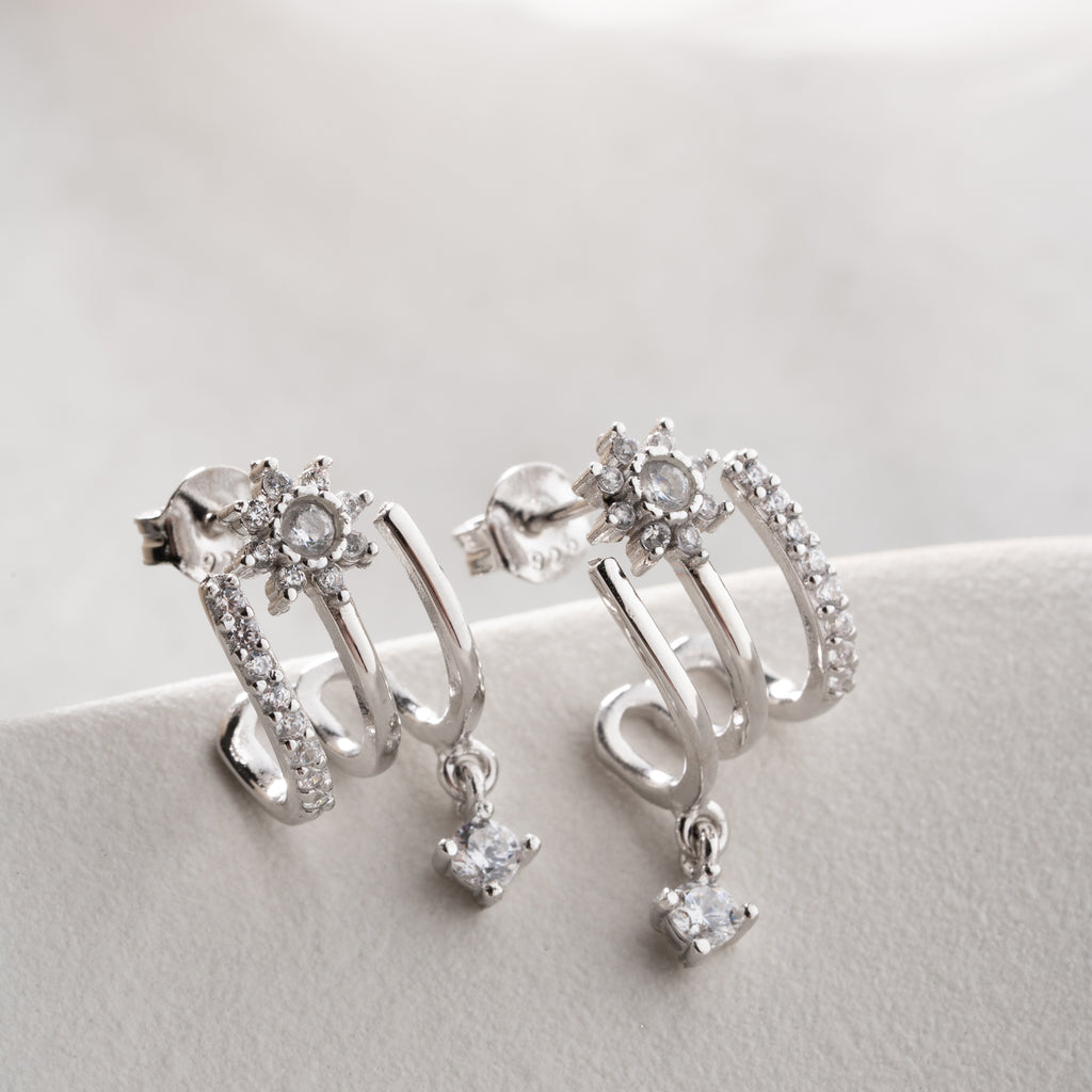 GLITTRANDE ZIRKONÖRHÄNGEN | 925 SILVER