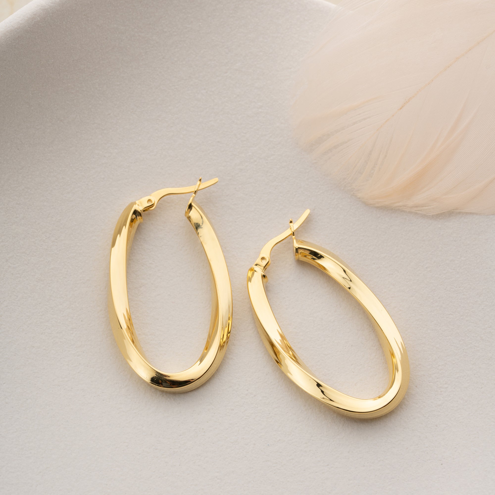 OVALA SPIRALGULD ÖRHÄNGEN | 925 SILVER