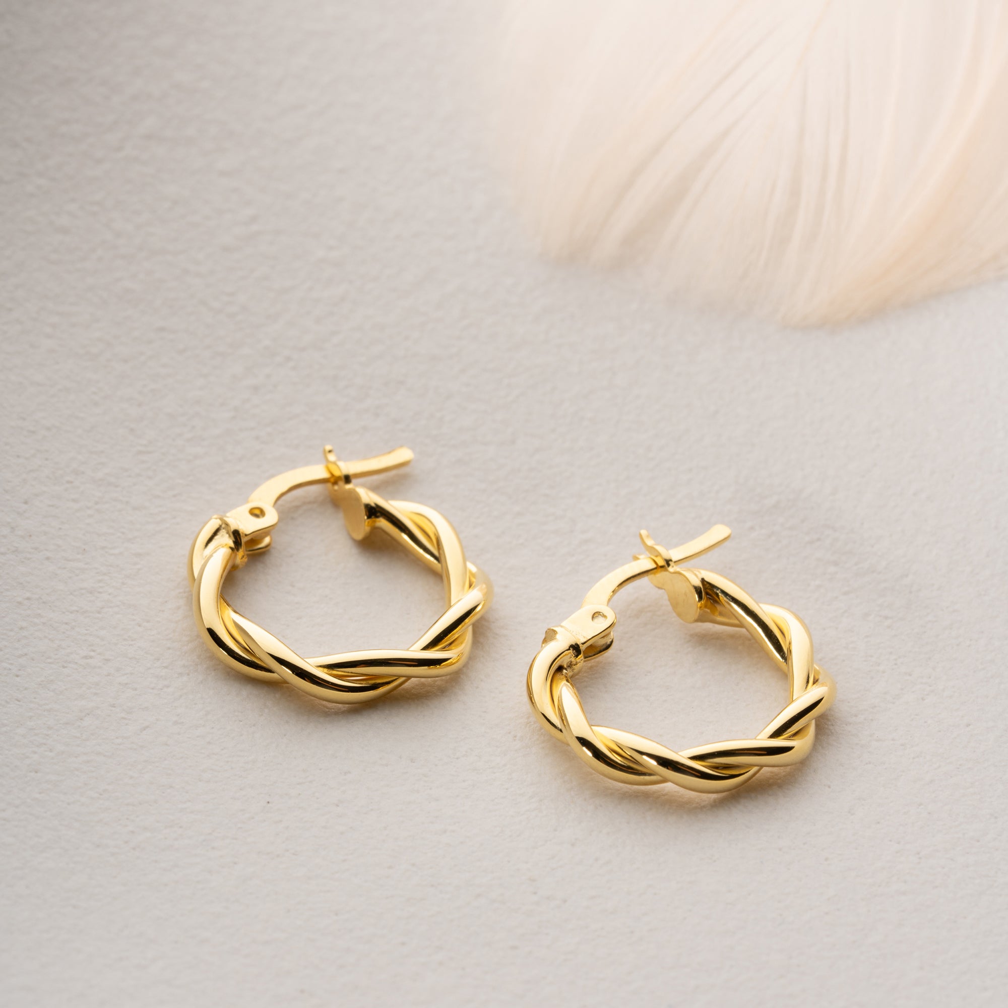 MINIMALISTISKA KORDELLÖRHÄNGEN | 925 SILVER