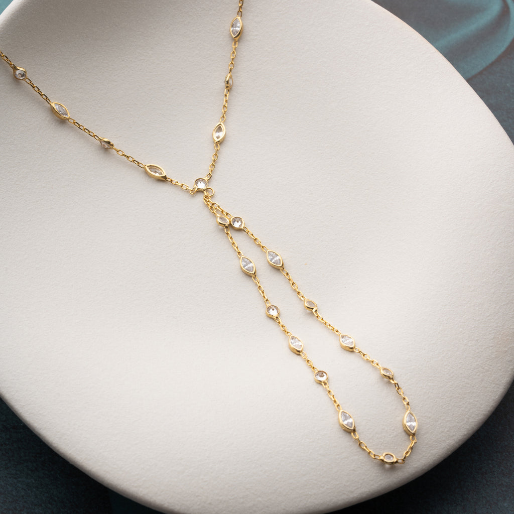 HANDSMYCKE MED ZIRKONER | 925 SILVER