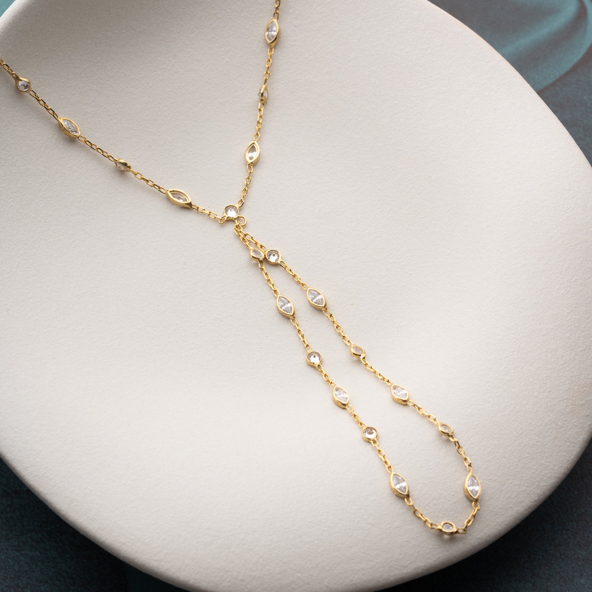 HANDSMYCKE MED ZIRKONER | 925 SILVER