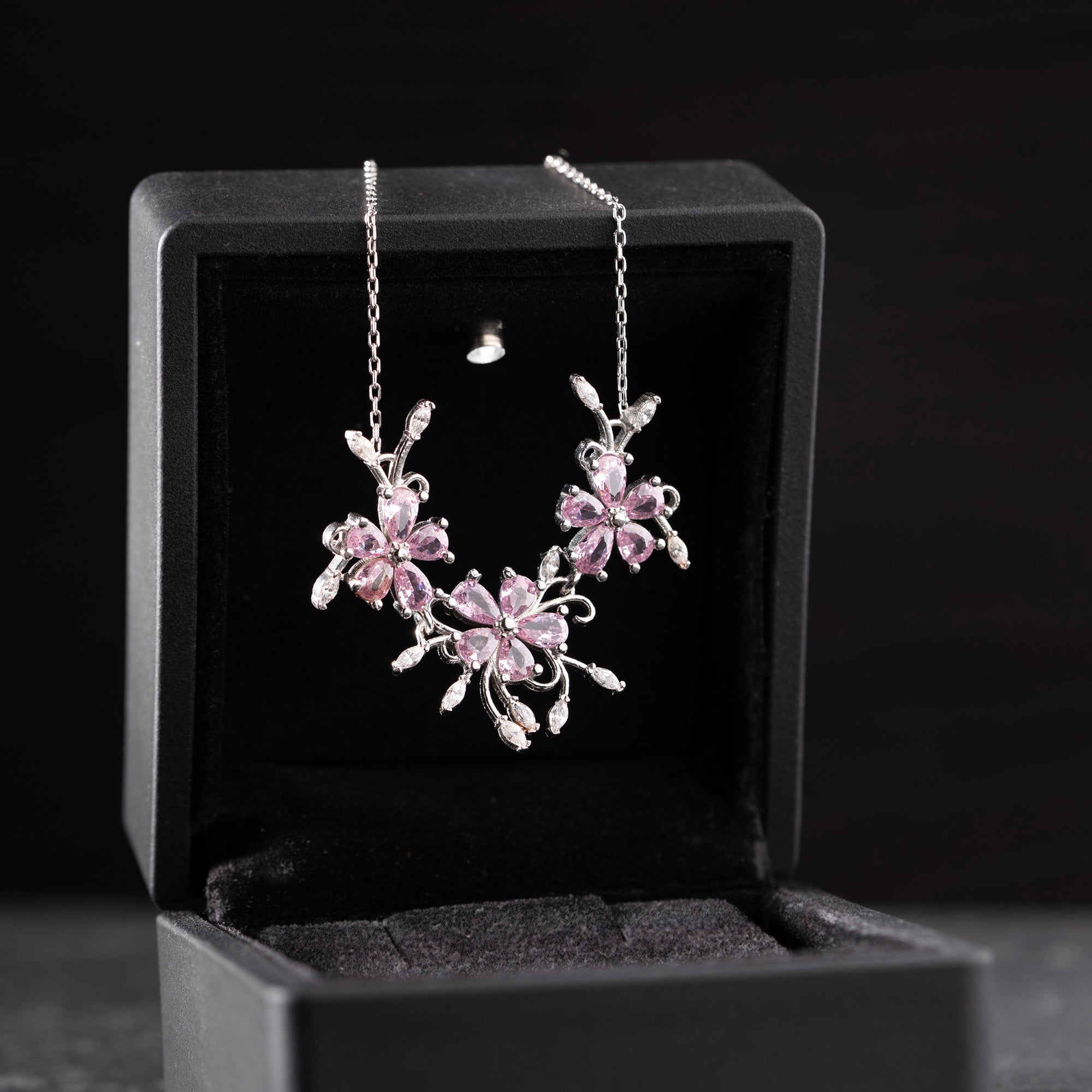 VÅRMAGI HALSBAND | 925 SILVER