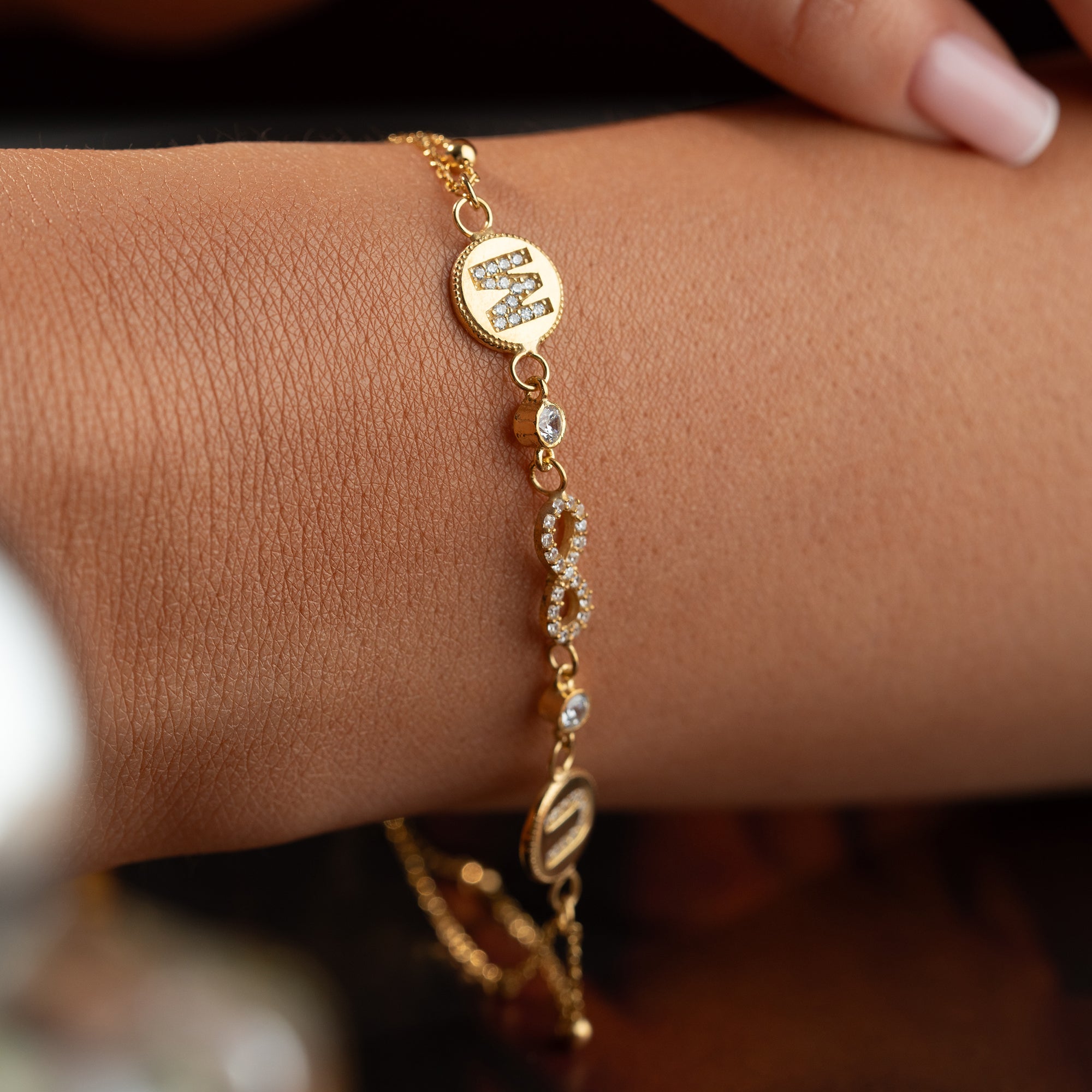INFINITY INITIAL ARMBAND | 925 SILVER
