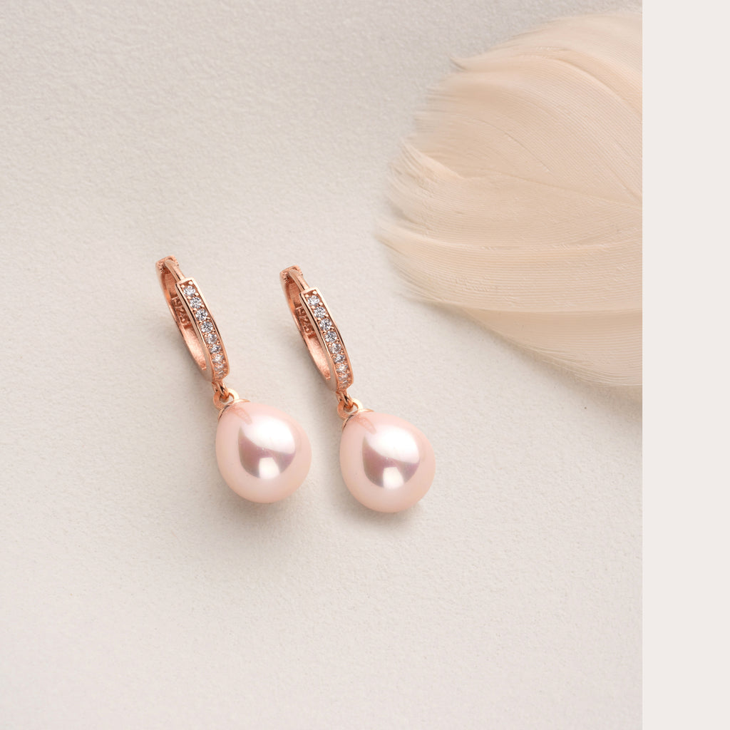 ÖRHÄNGEN MED ROSA PÄRLA | 925 SILVER