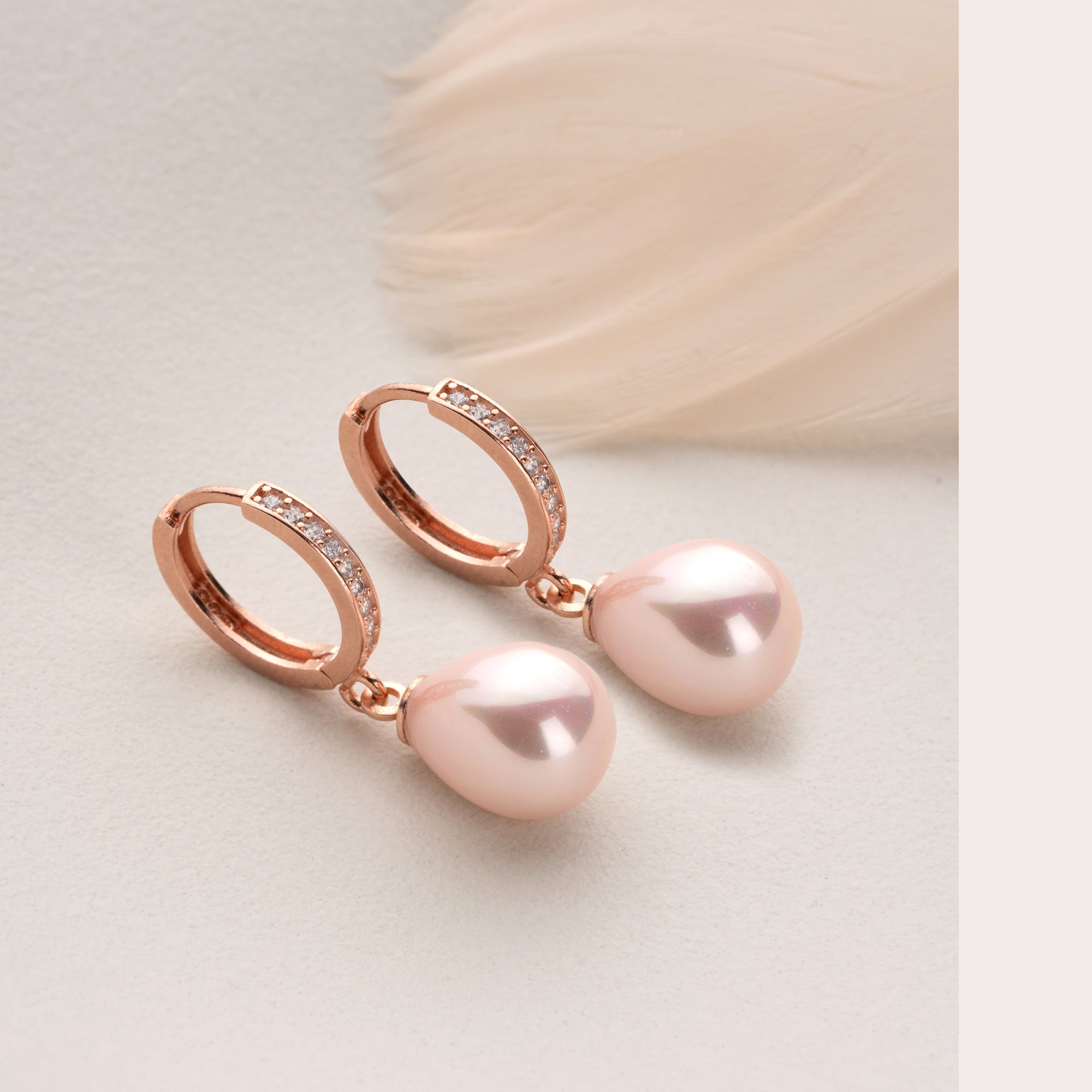 ÖRHÄNGEN MED ROSA PÄRLA | 925 SILVER