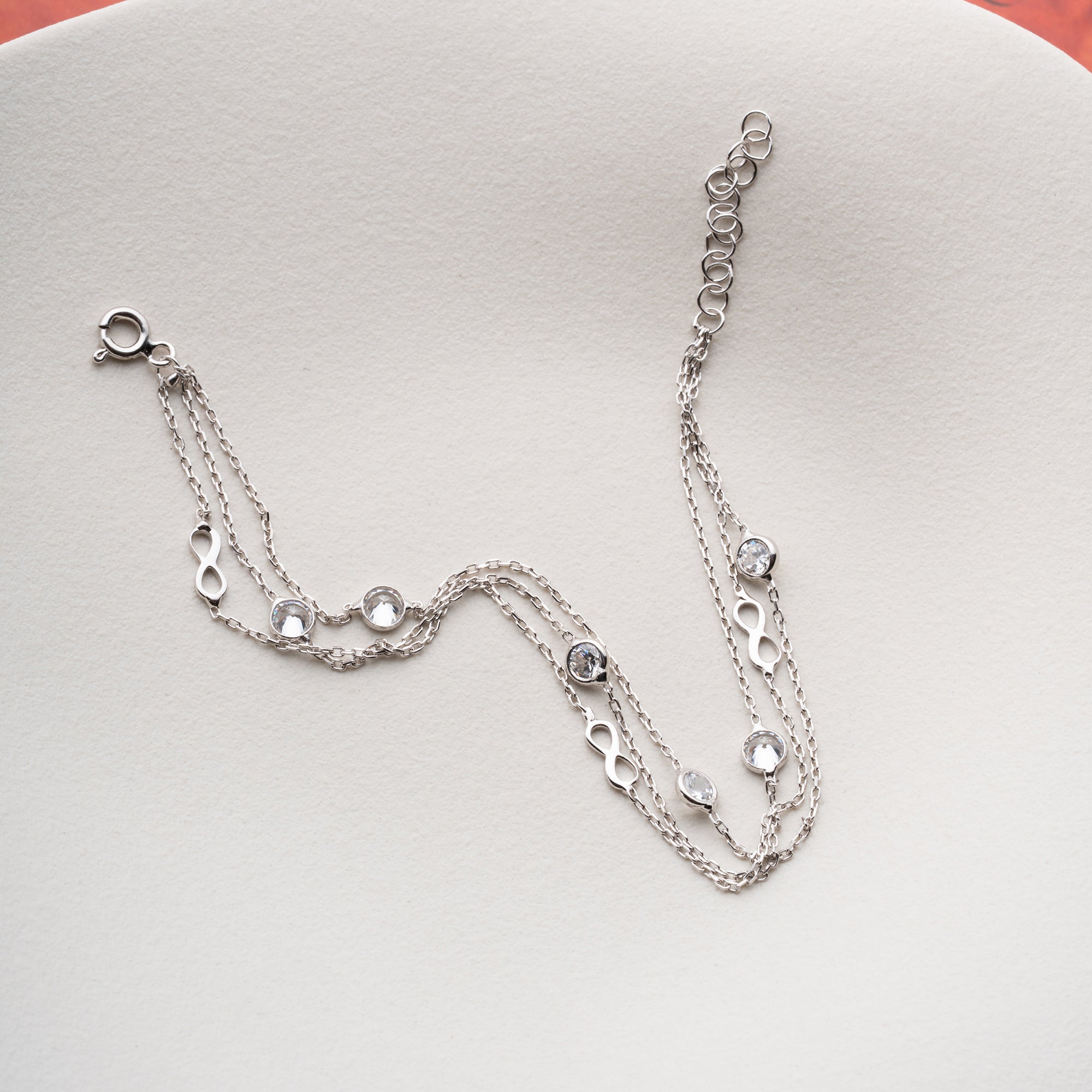 ARMBAND MED OÄNDLIGHETSSTEN | 925 SILVER