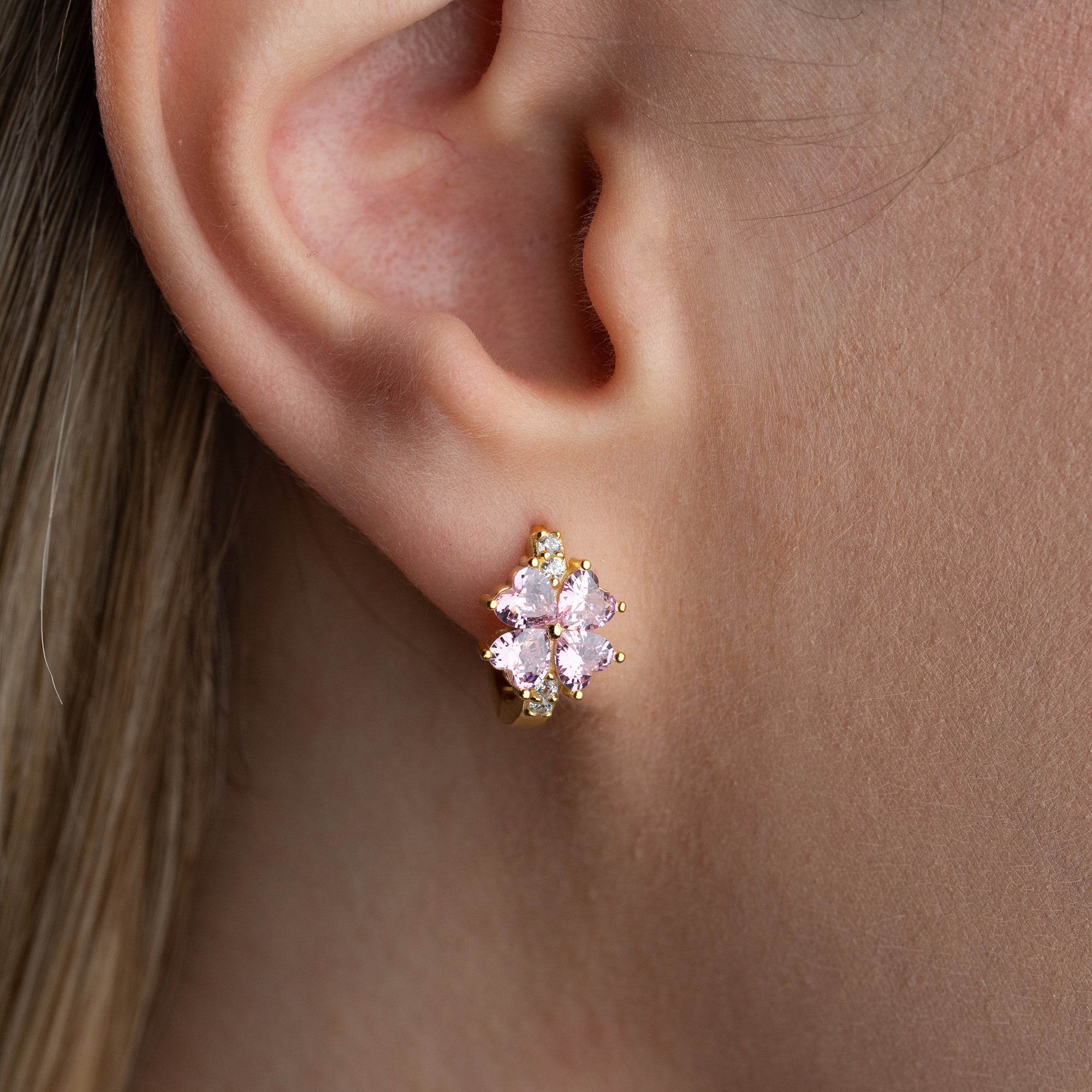 MINIMALISTISKA BLOMÖRHÄNGEN MED ROSA ZIRKON | 925 SILVER