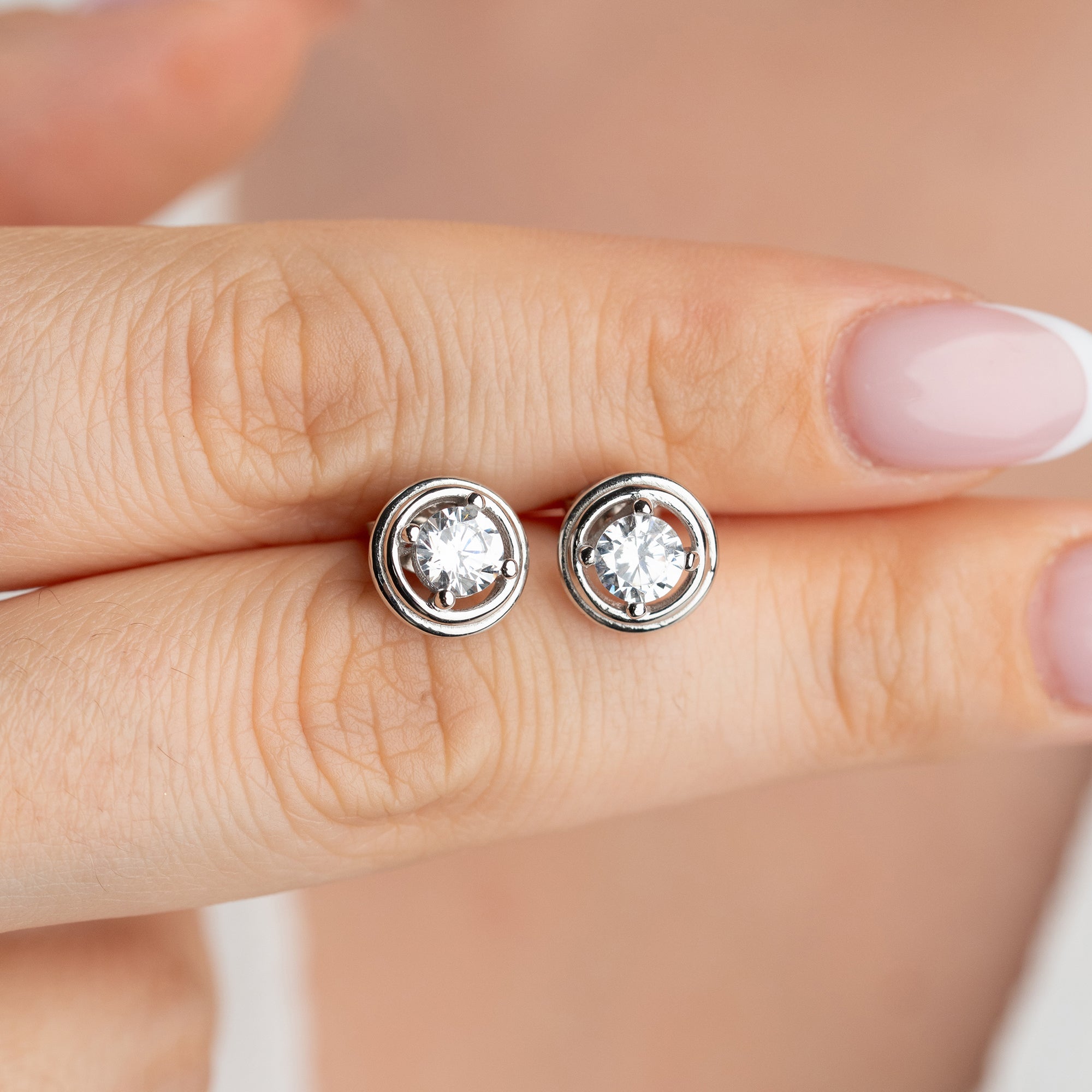 MINIMALISTISKA RUNDA ÖRHÄNGEN | 925 SILVER