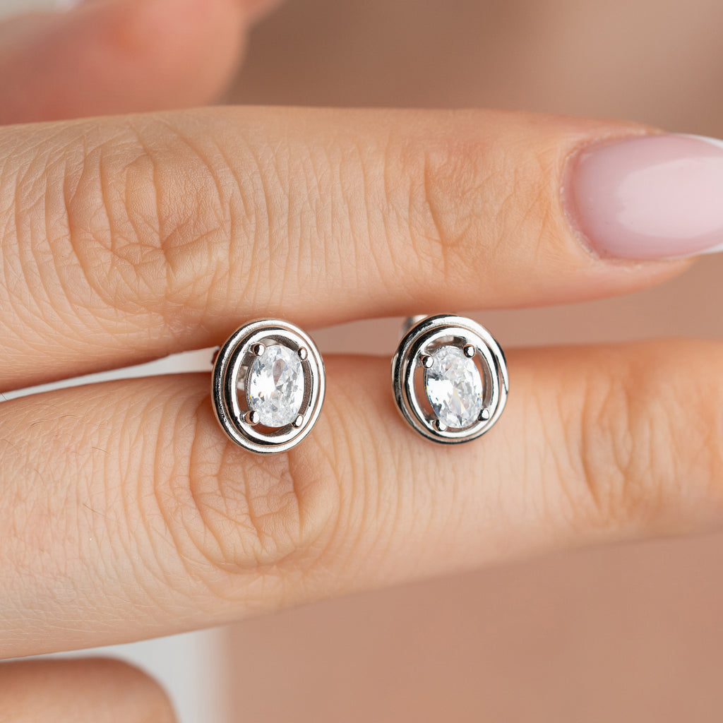 MINIMALISTISKA OVALA ÖRHÄNGEN | 925 SILVER