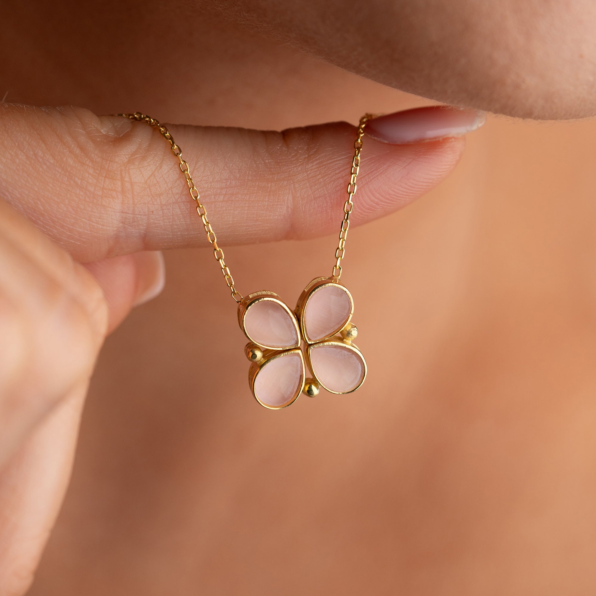 MEDALJONGHALSBAND MED ROSA BLOMMA | 925 SILVER