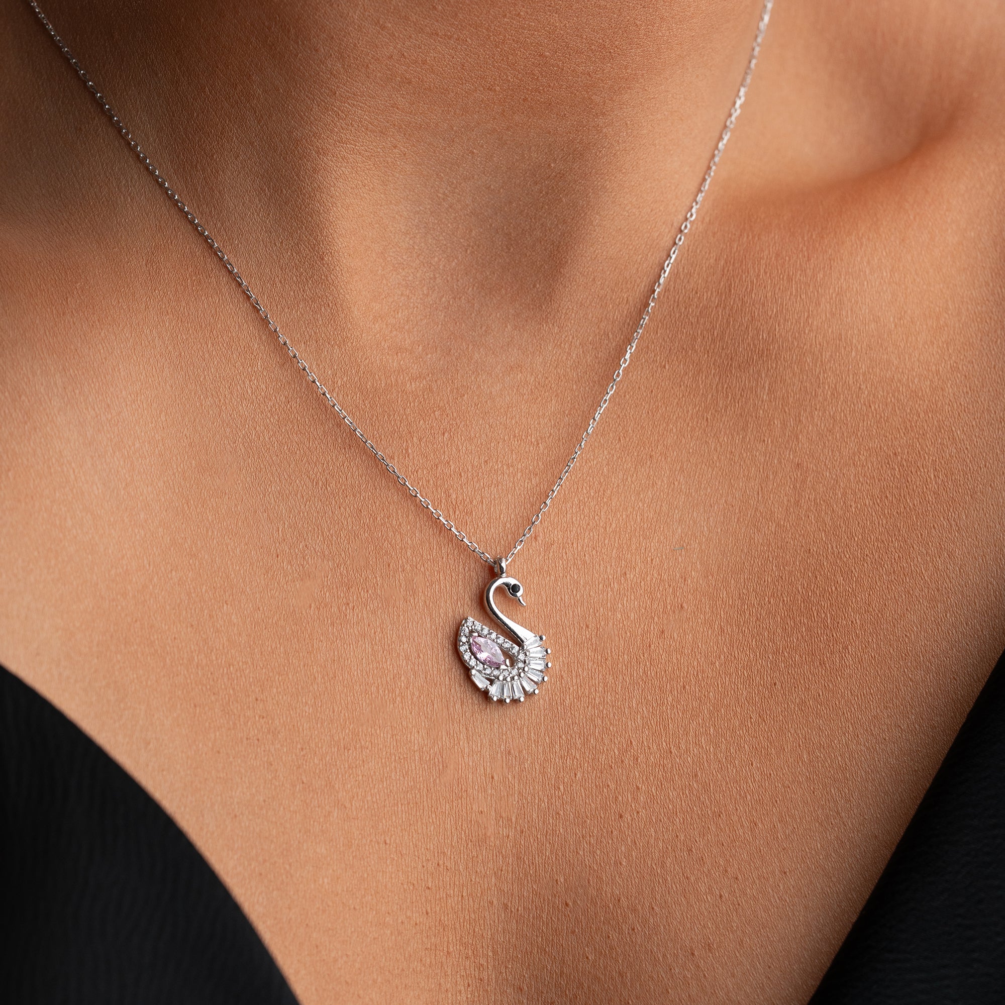 HALSBAND MED SVAN | 925 SILVER