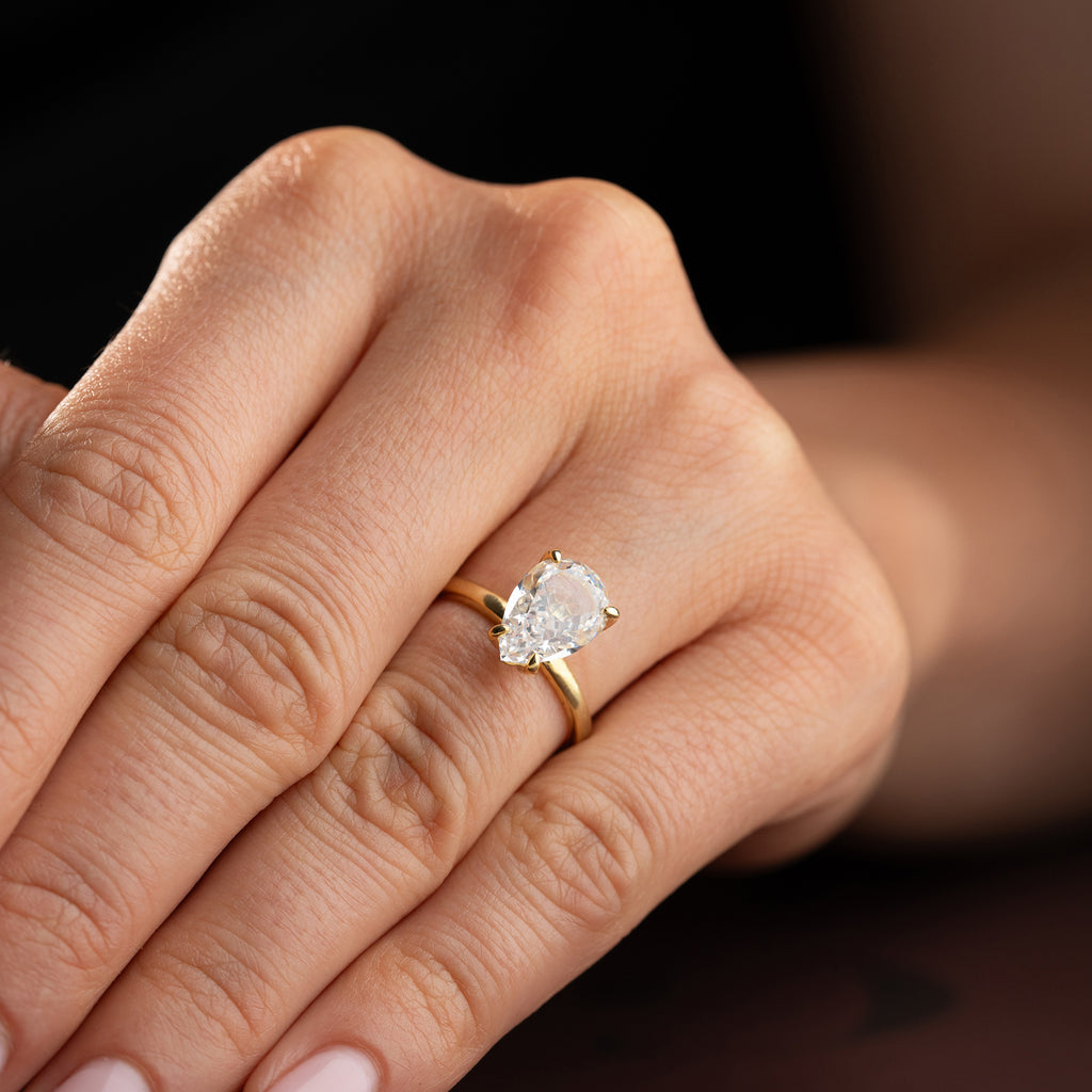 TEARDROP RING | 925 SILVER