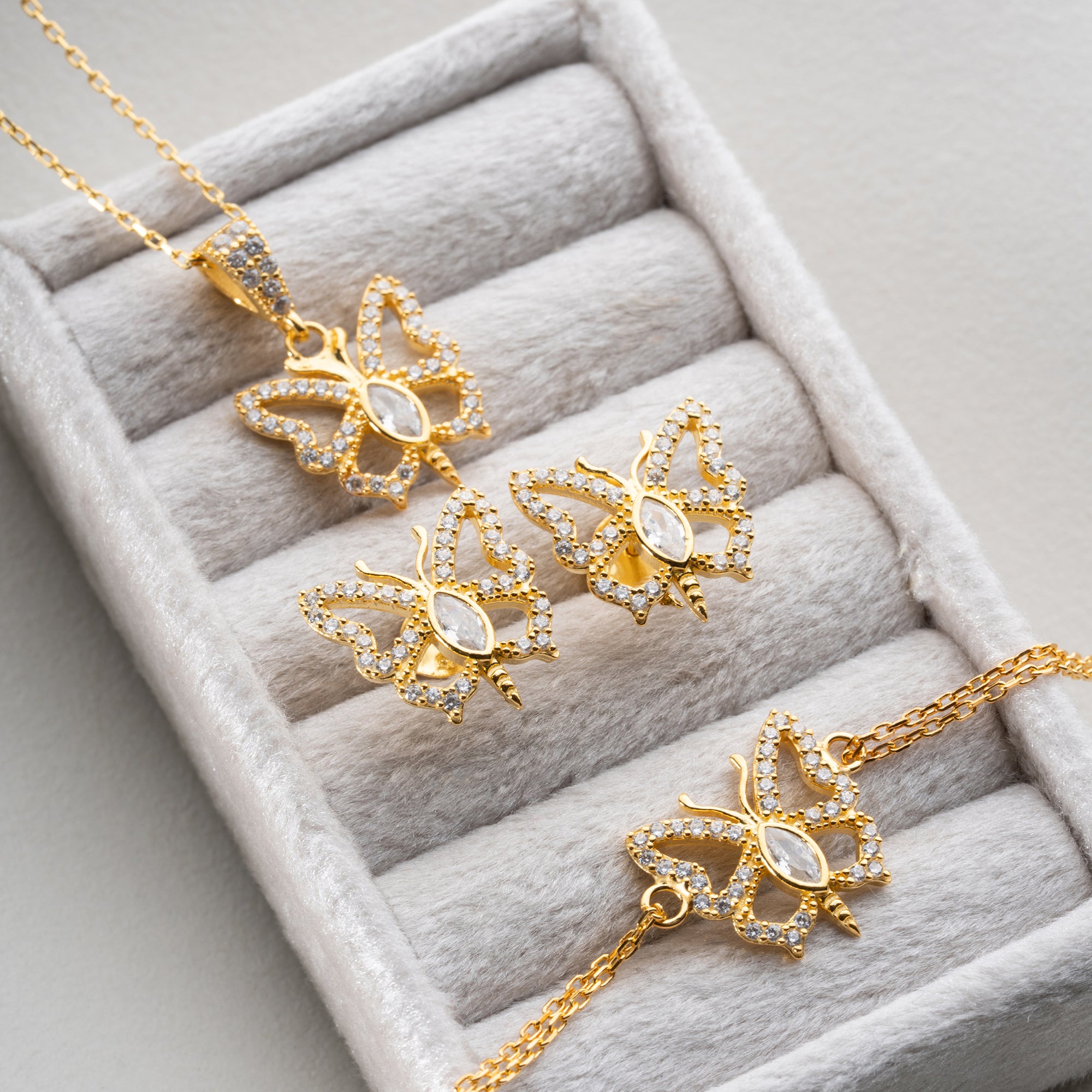 FJÄRIL KRAGE | ARMBAND | ÖRHÄNGNINGSSET | 925 SILVER