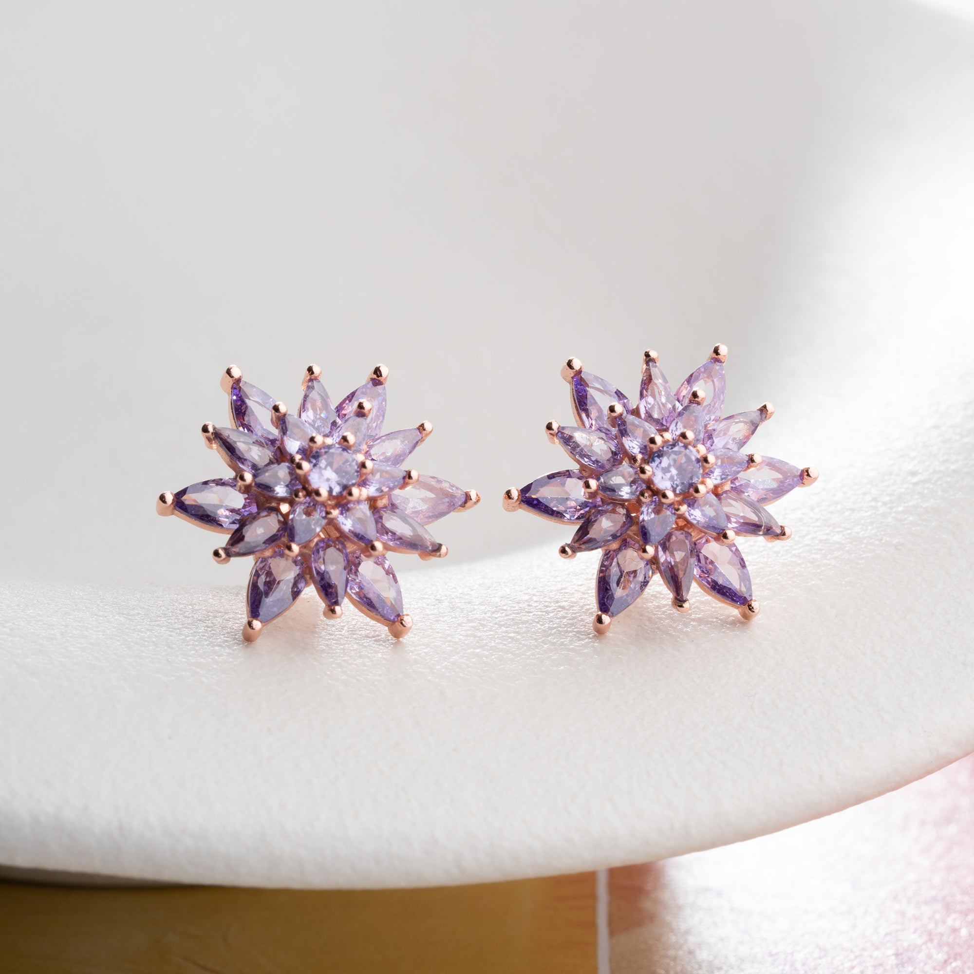 LOTUS LILA ÖGA-HÄNGE | 925 SILVER