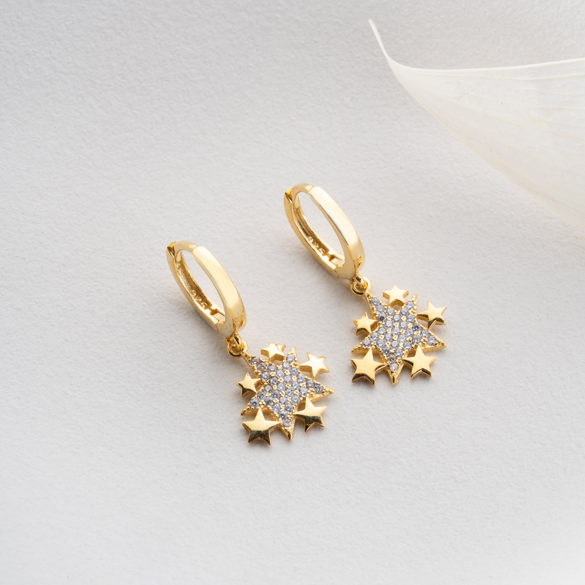 ÖGONHÄNG MED FLERA STJÄRNOR | 925 SILVER